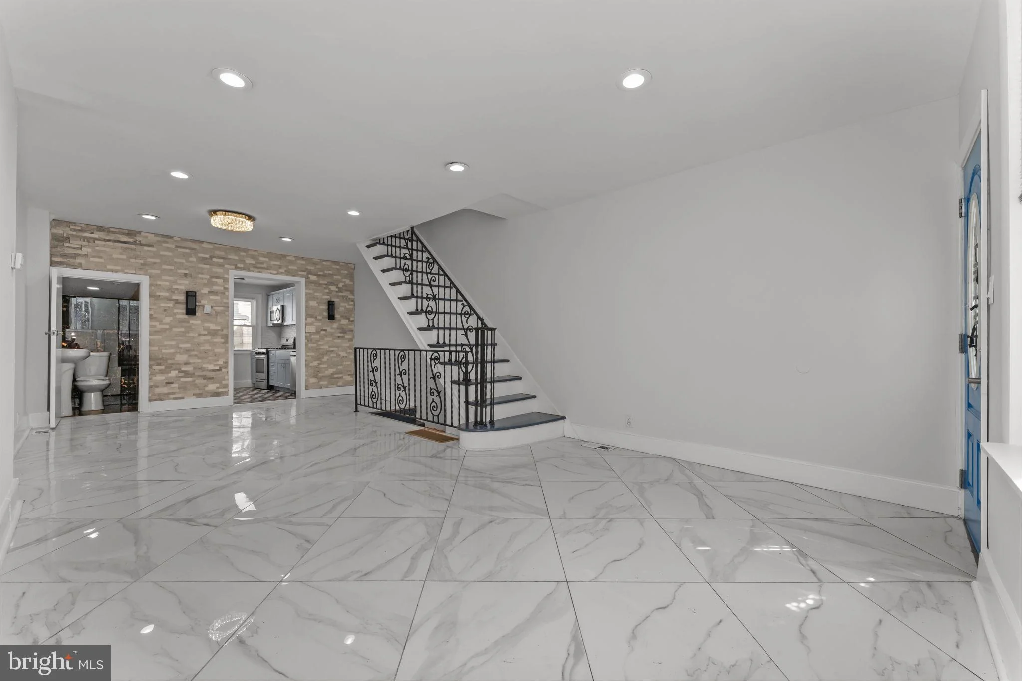 355 Tree Street