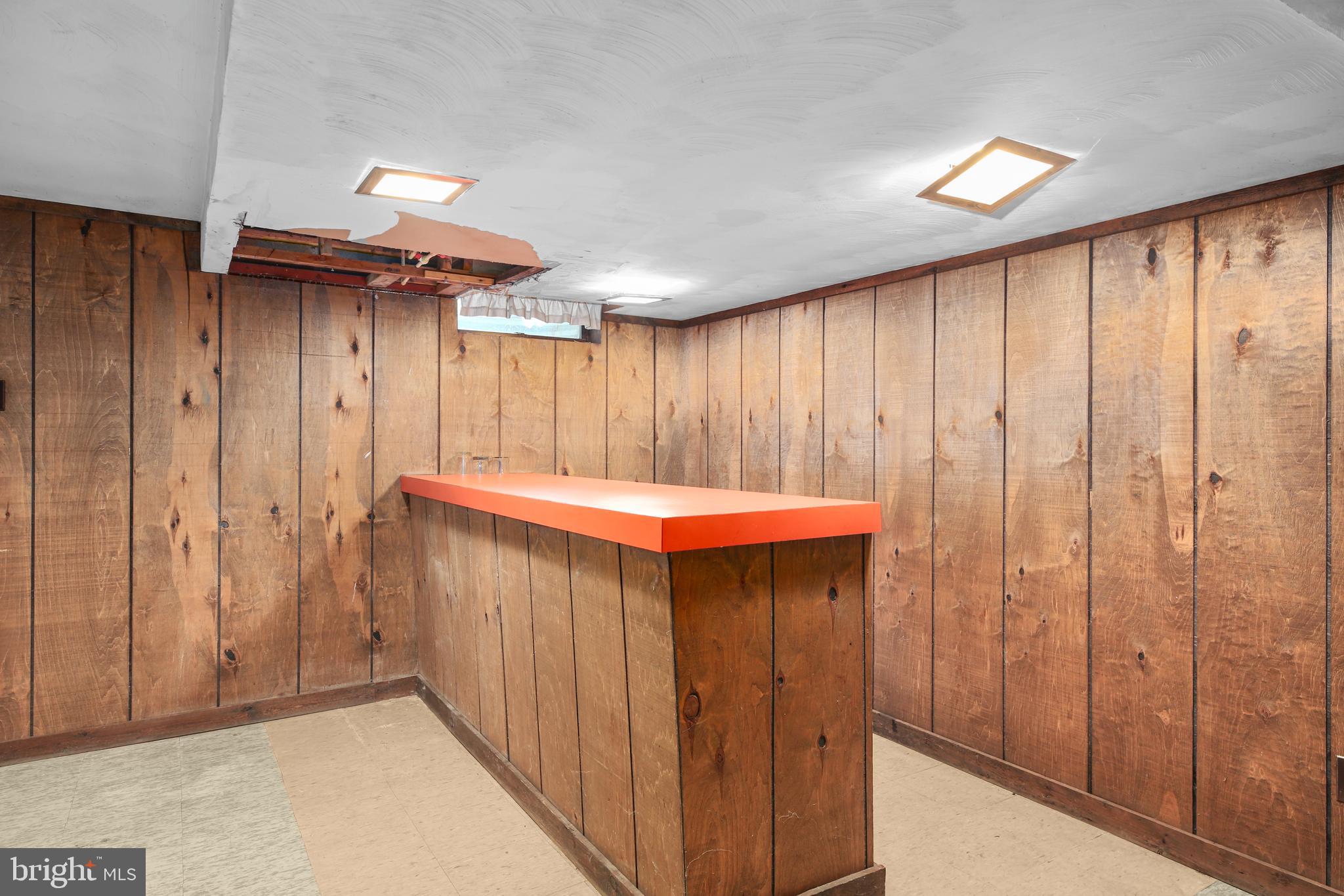 LAKEVIEW ESTATES - Residential