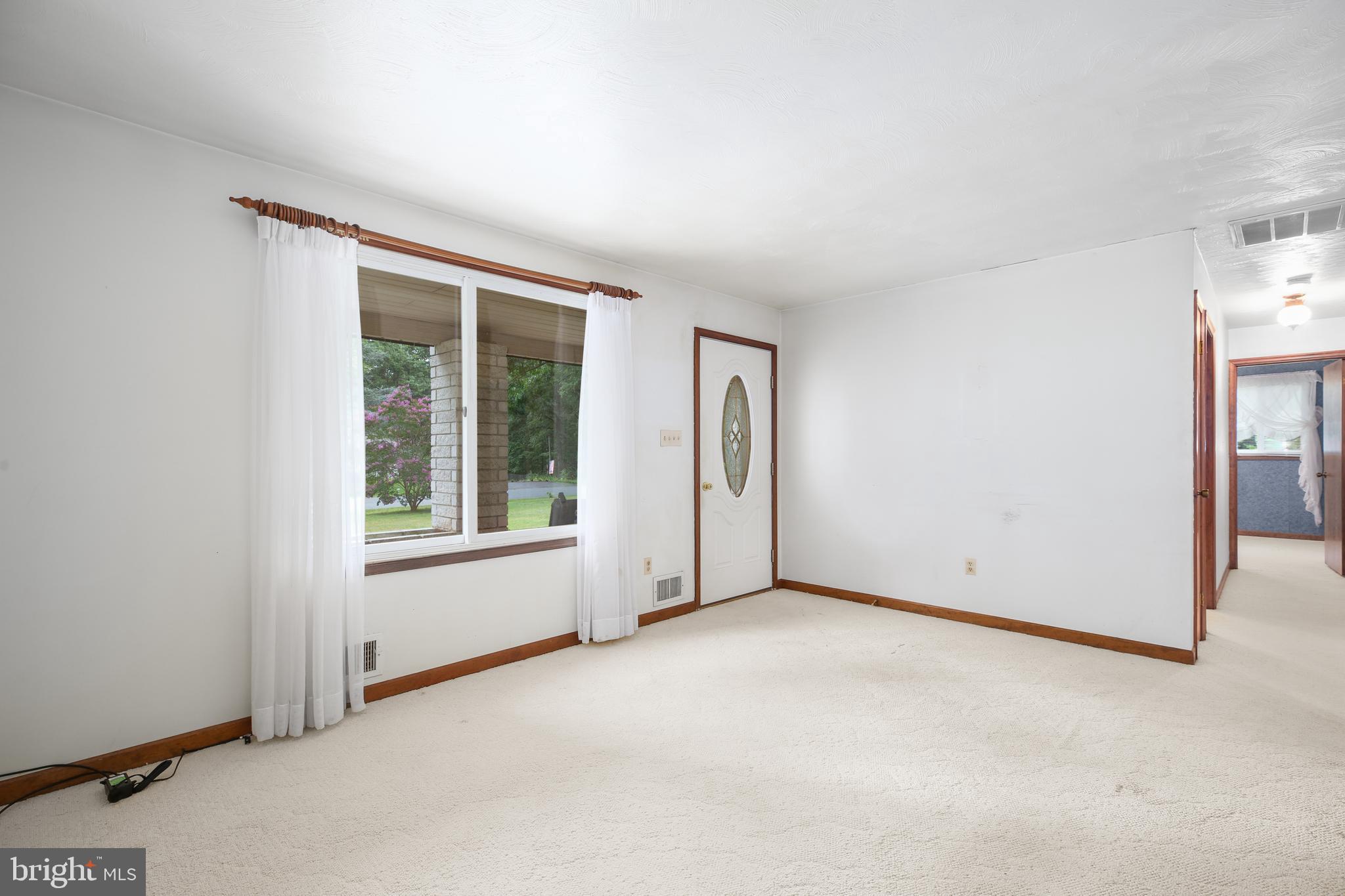 LAKEVIEW ESTATES - Residential