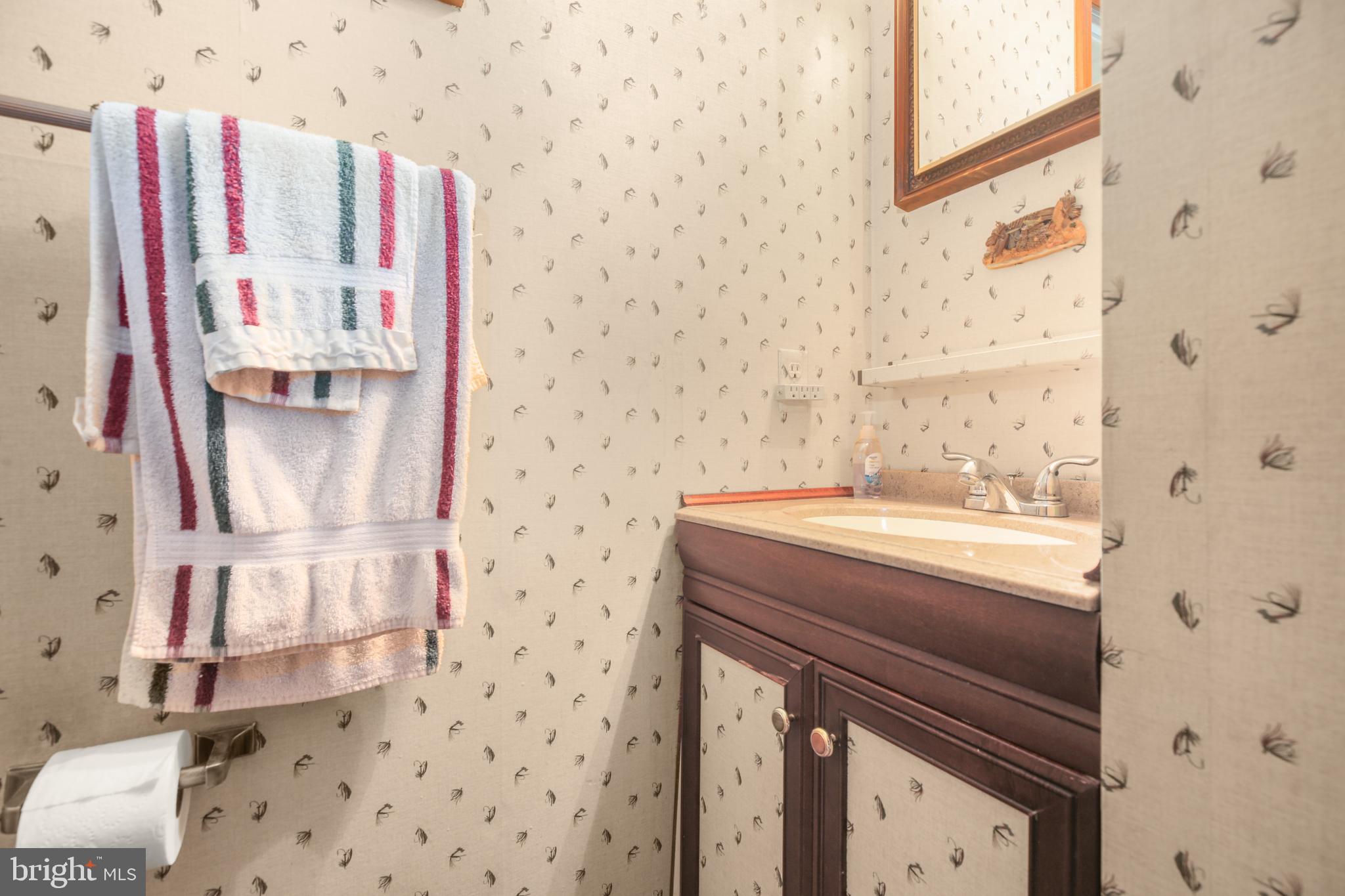 LAKEVIEW ESTATES - Residential