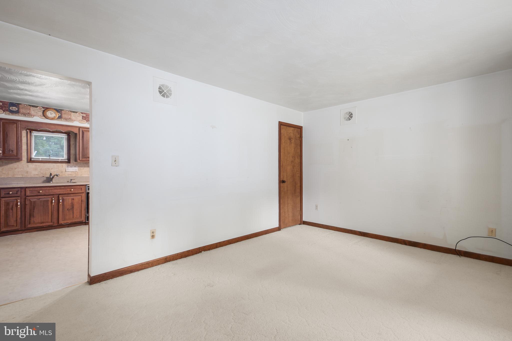 LAKEVIEW ESTATES - Residential