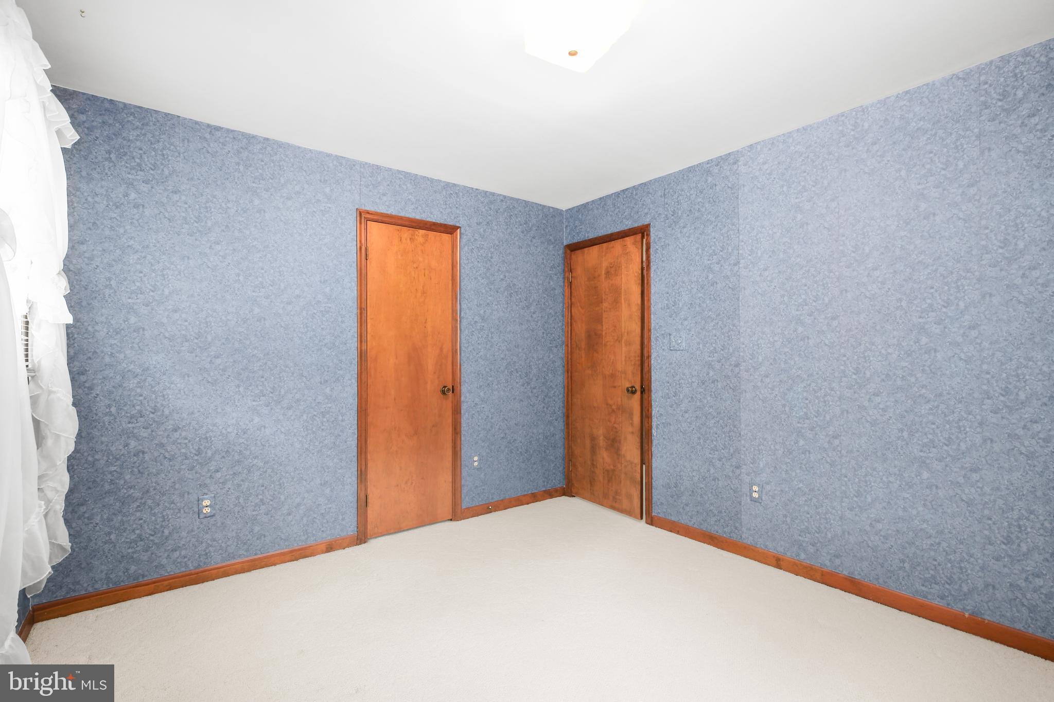 LAKEVIEW ESTATES - Residential