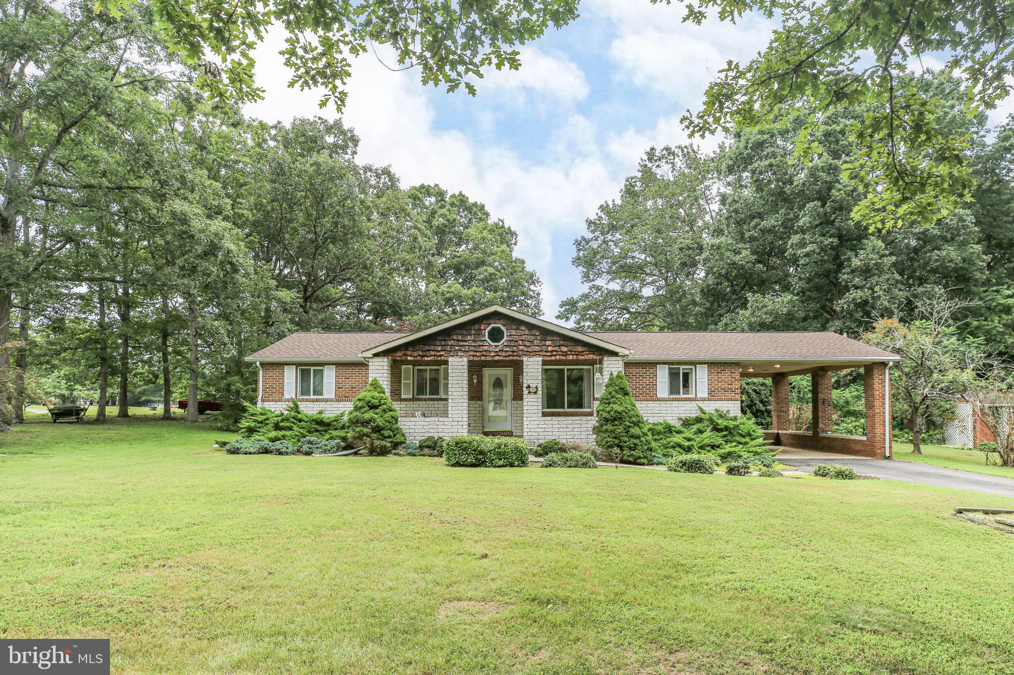 LAKEVIEW ESTATES - Residential