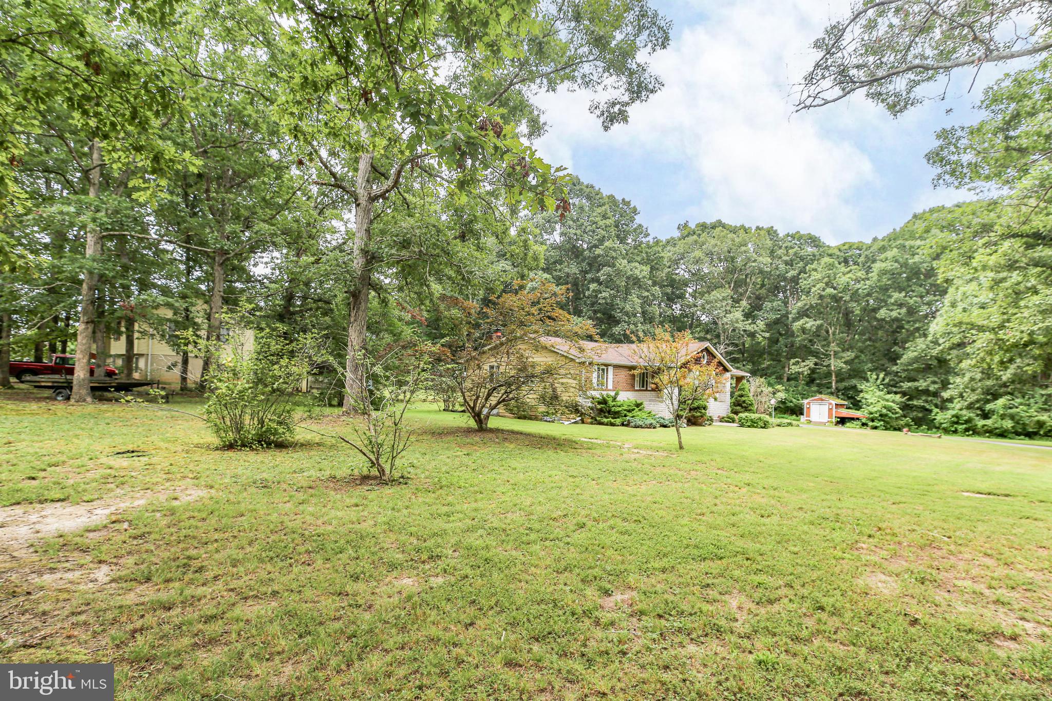 LAKEVIEW ESTATES - Residential