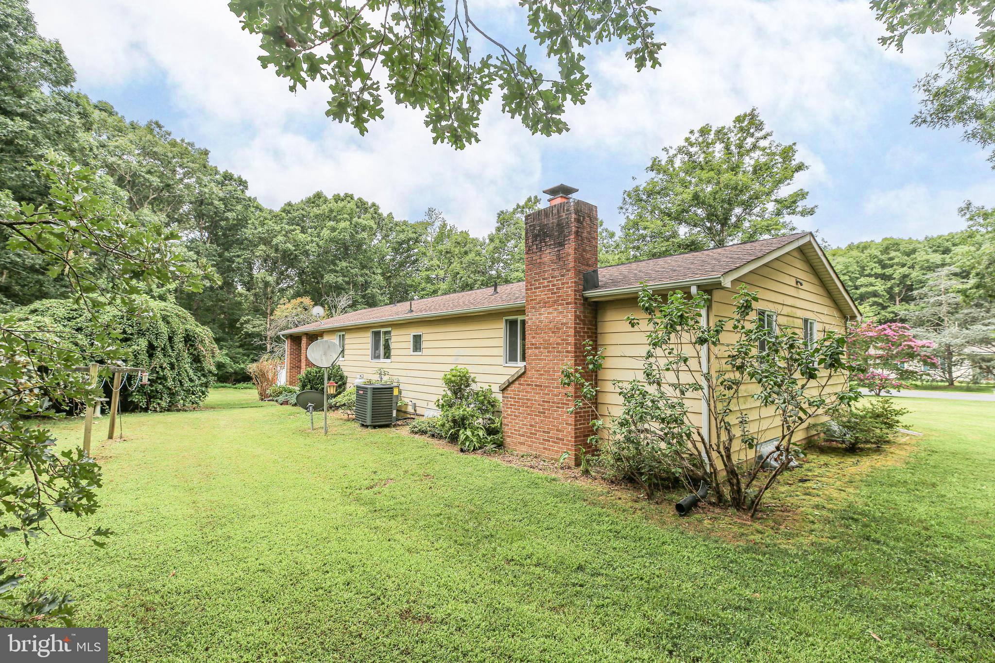 LAKEVIEW ESTATES - Residential