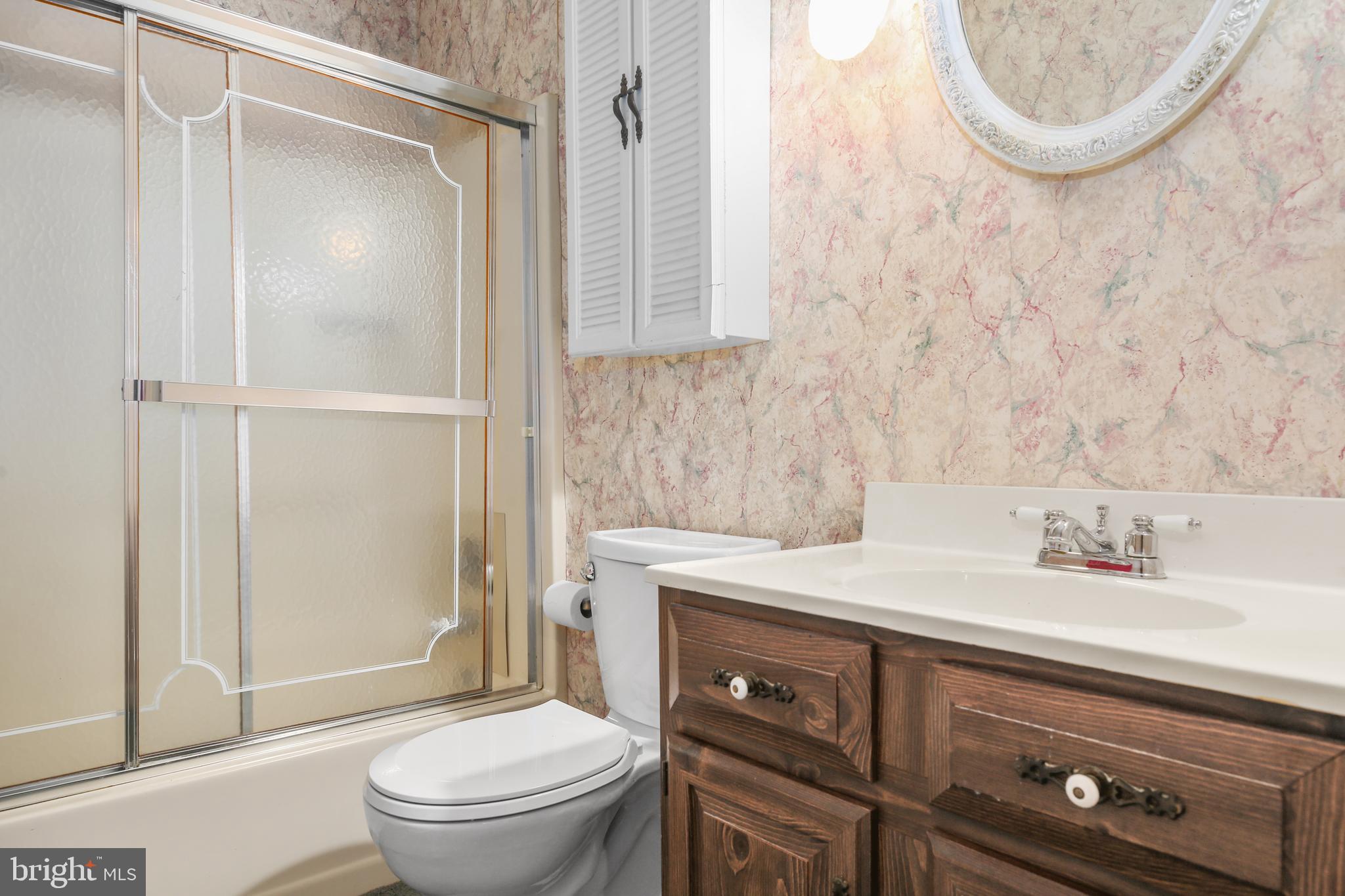 LAKEVIEW ESTATES - Residential