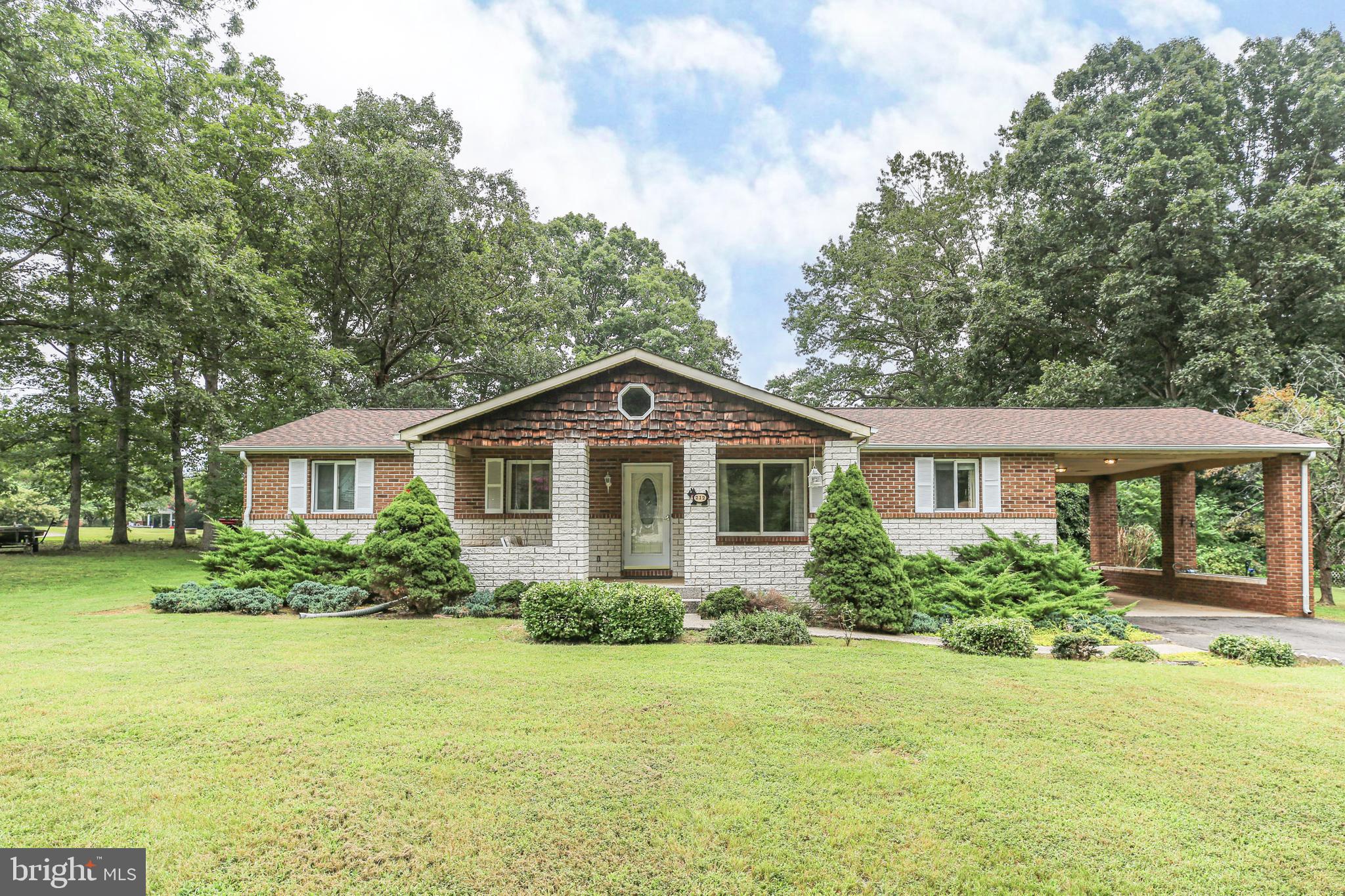 LAKEVIEW ESTATES - Residential