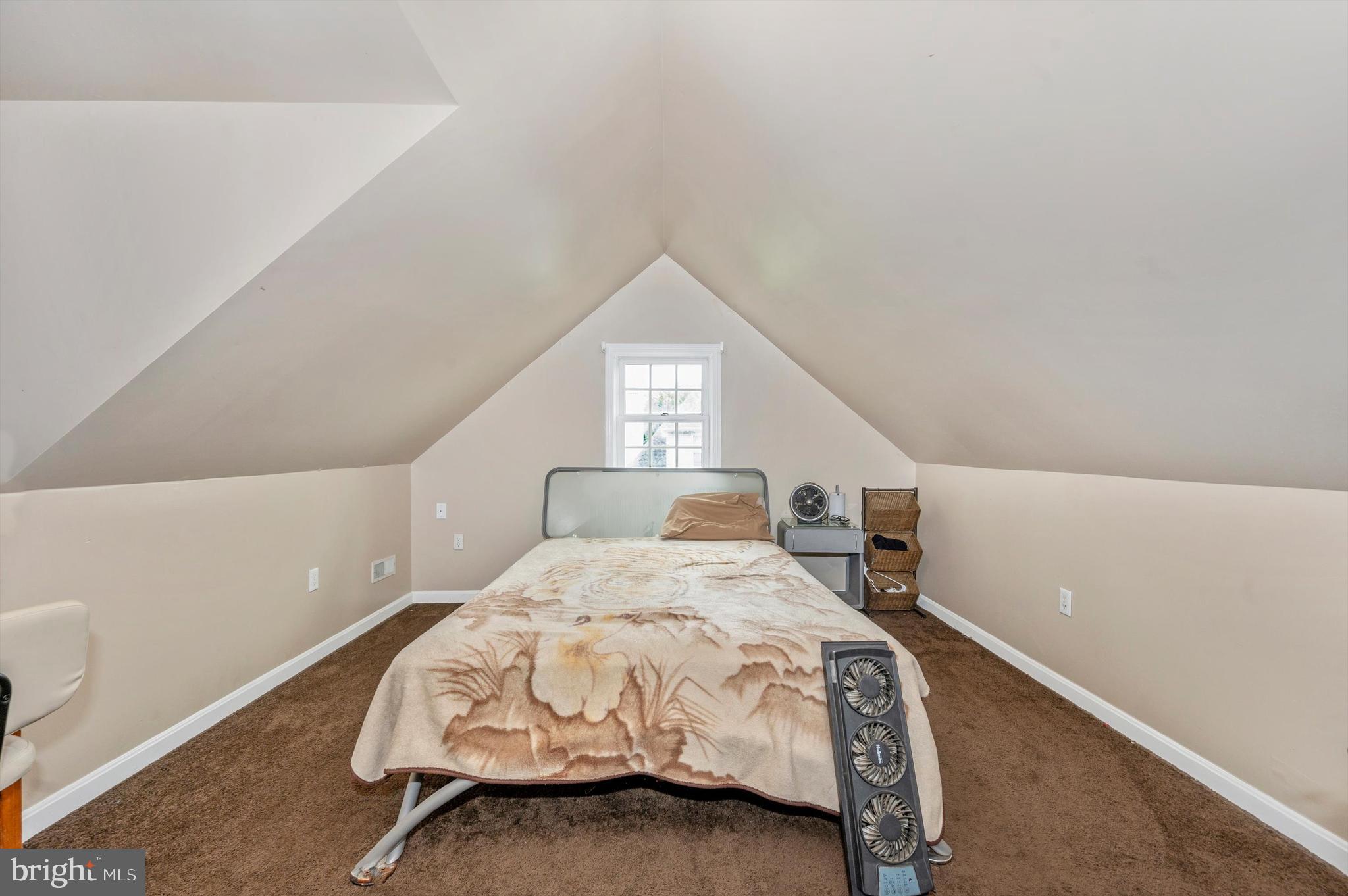 LAUREL RIDGE - Residential