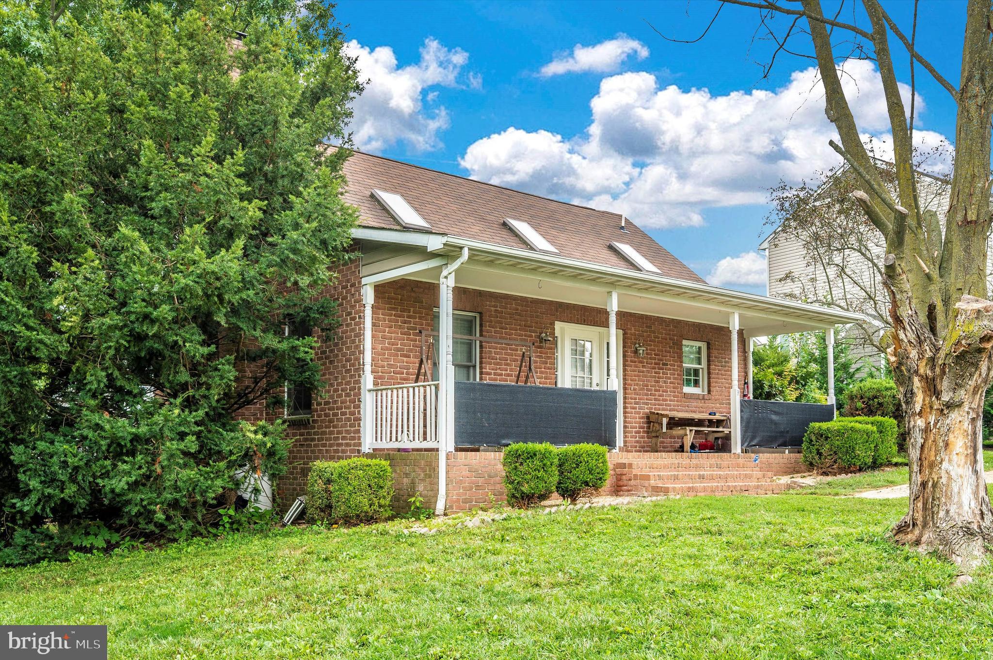 LAUREL RIDGE - Residential