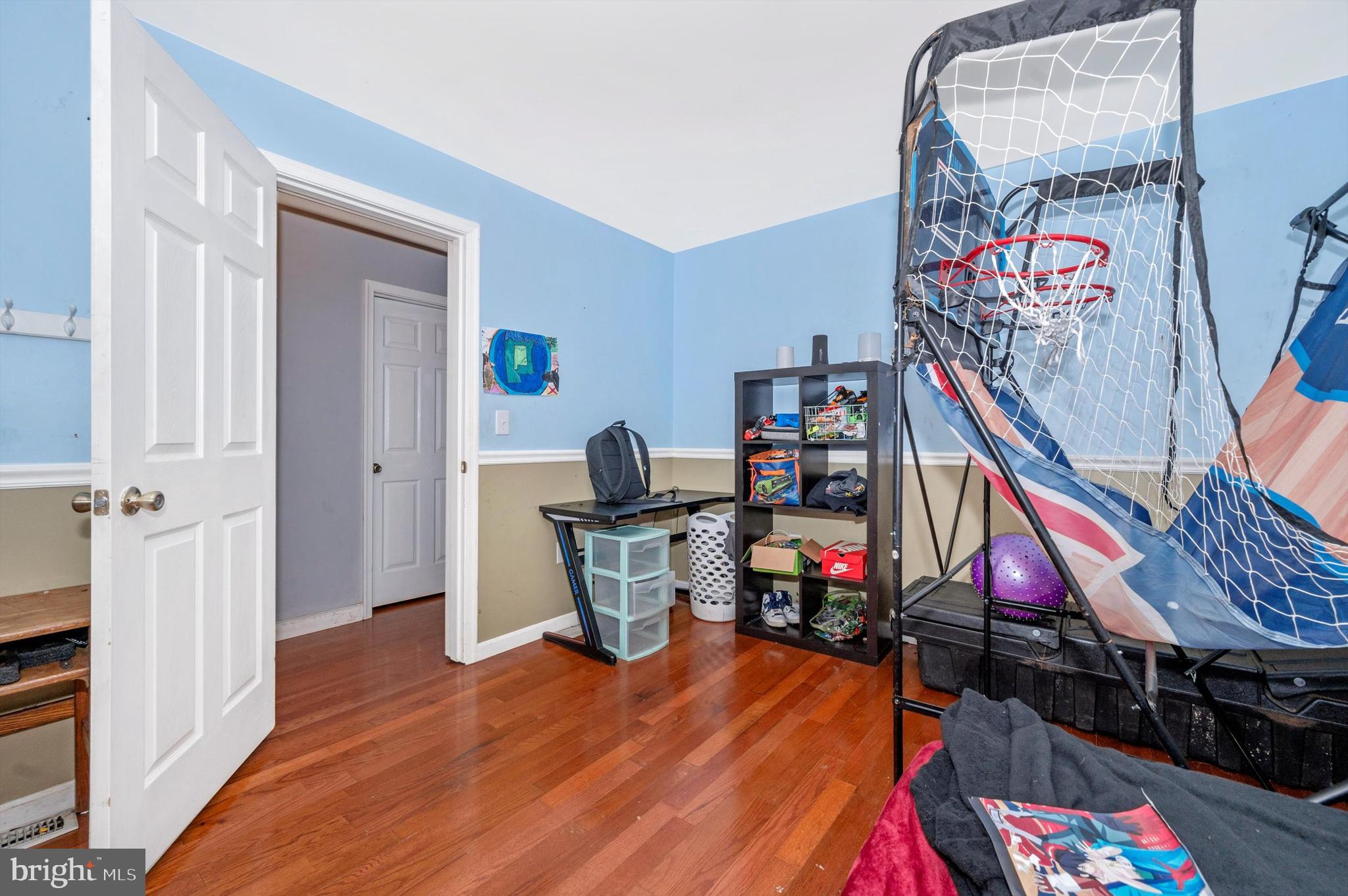 LAUREL RIDGE - Residential