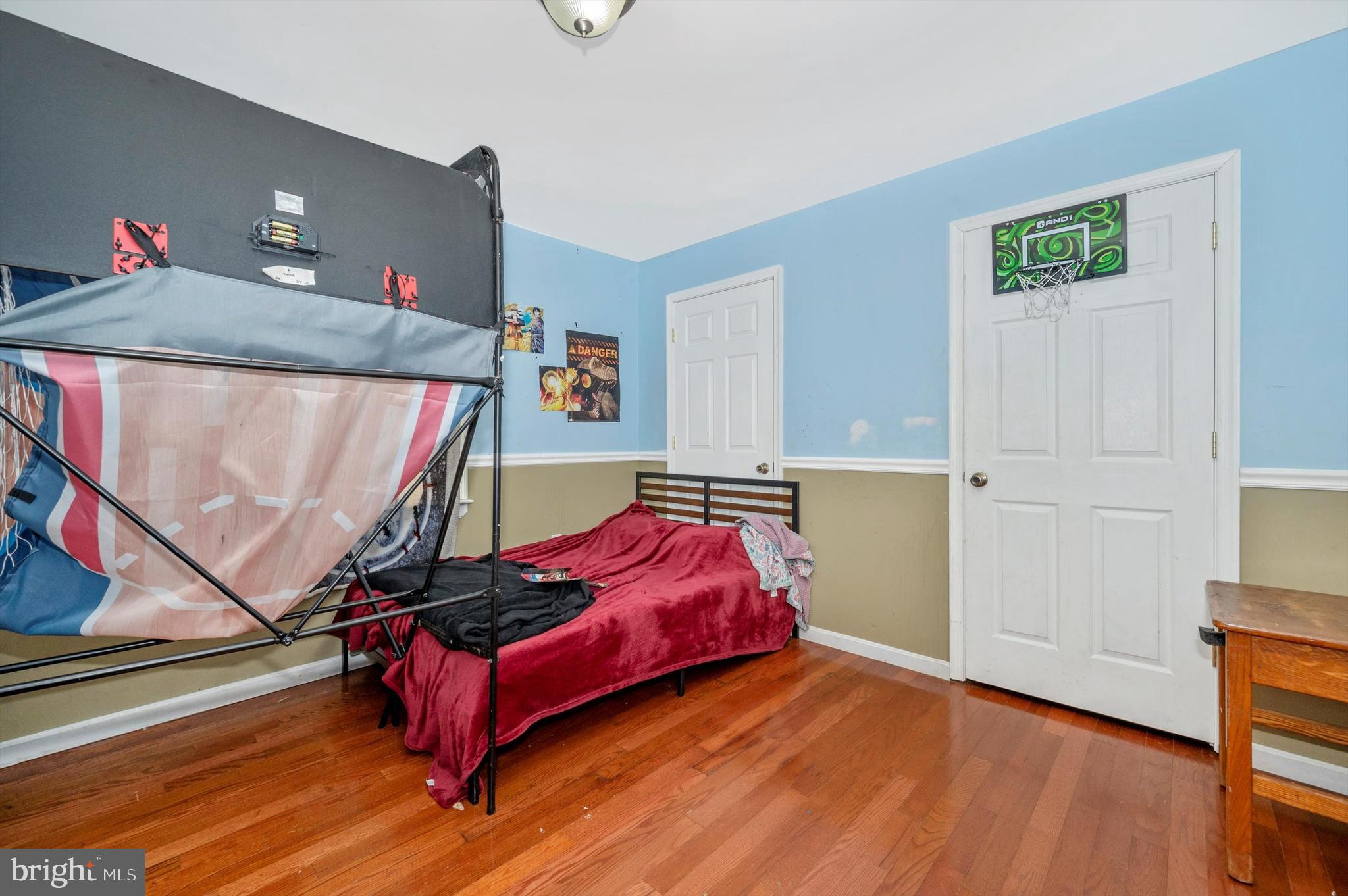 LAUREL RIDGE - Residential