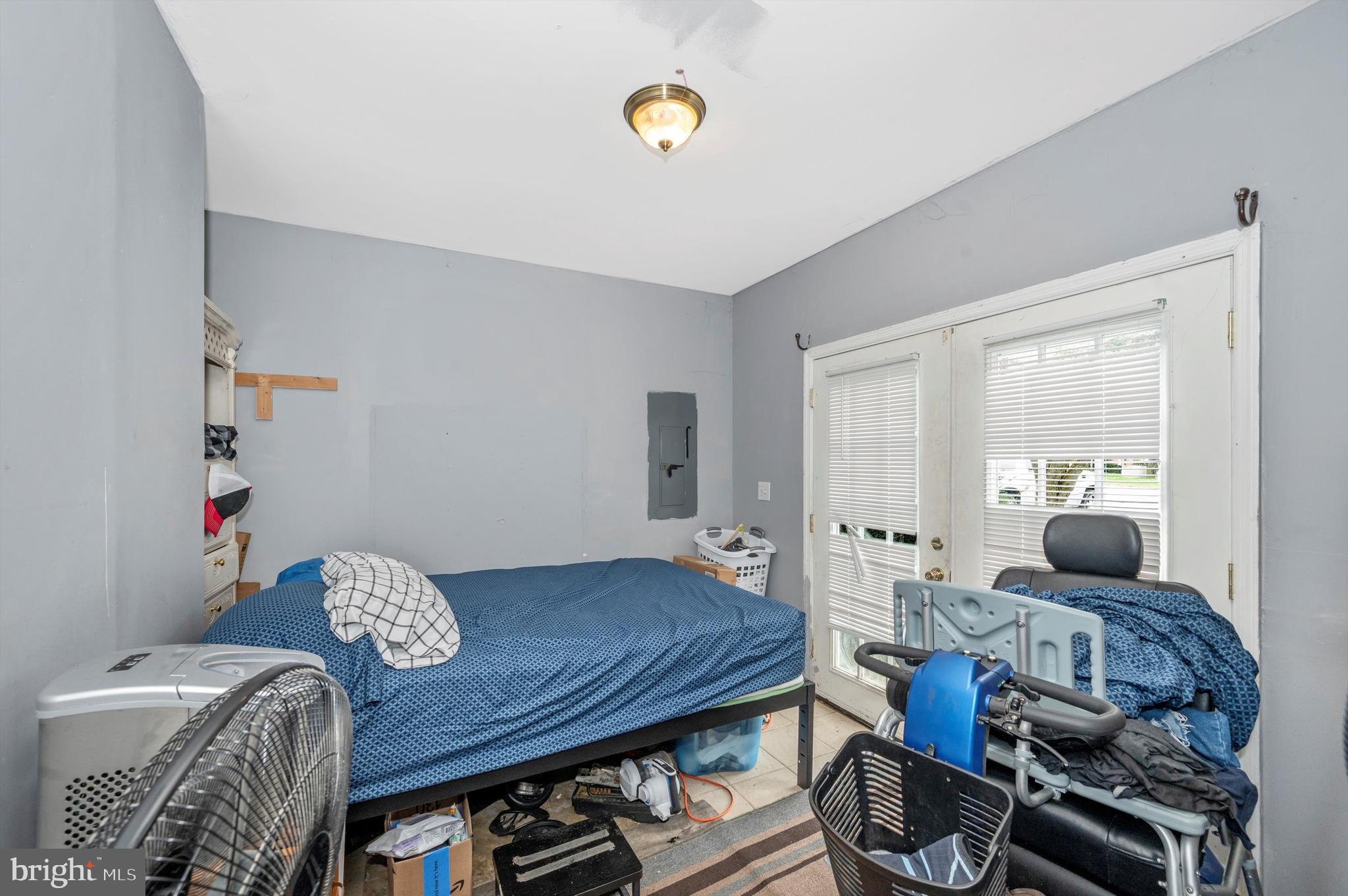 LAUREL RIDGE - Residential