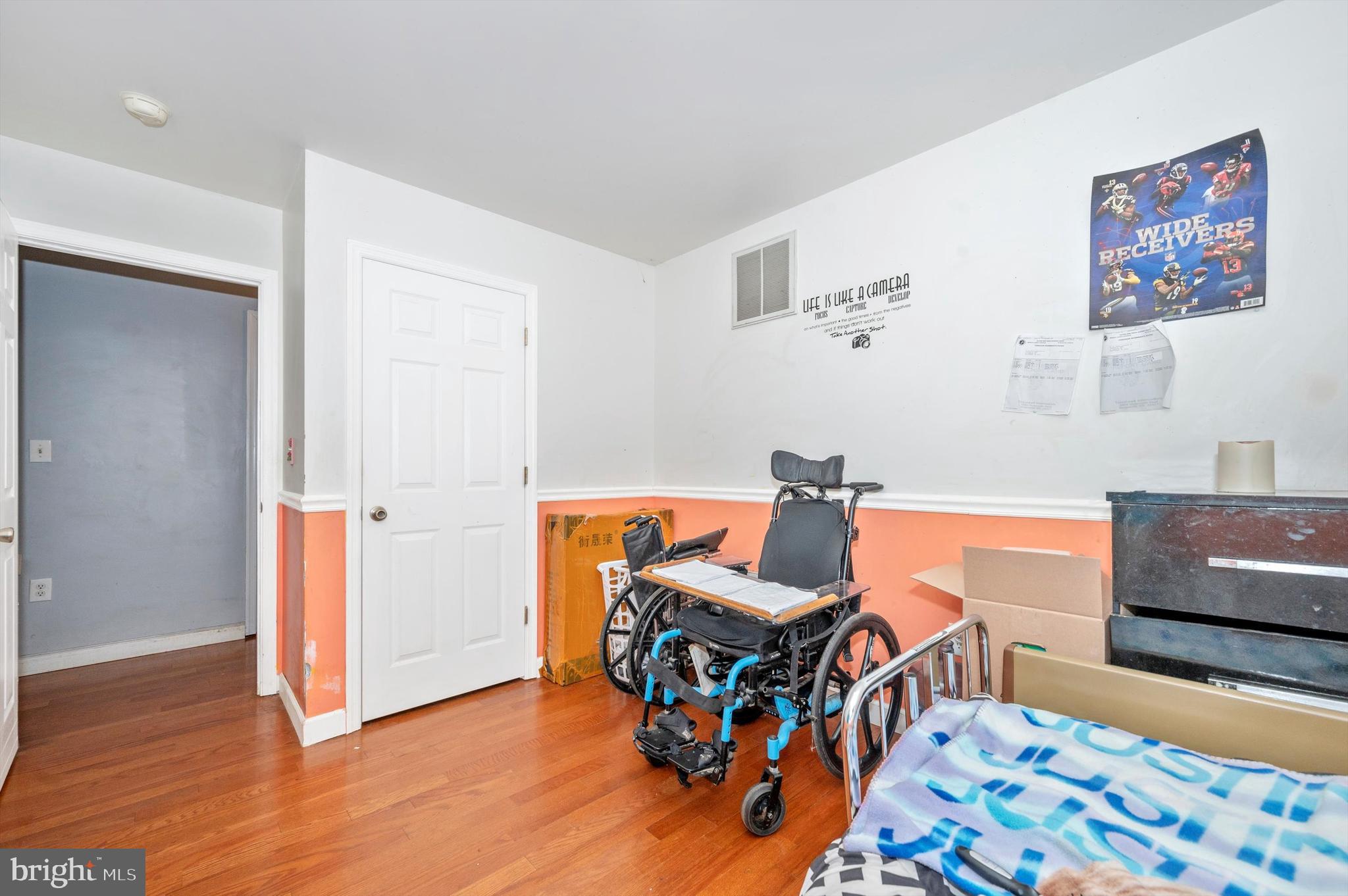 LAUREL RIDGE - Residential