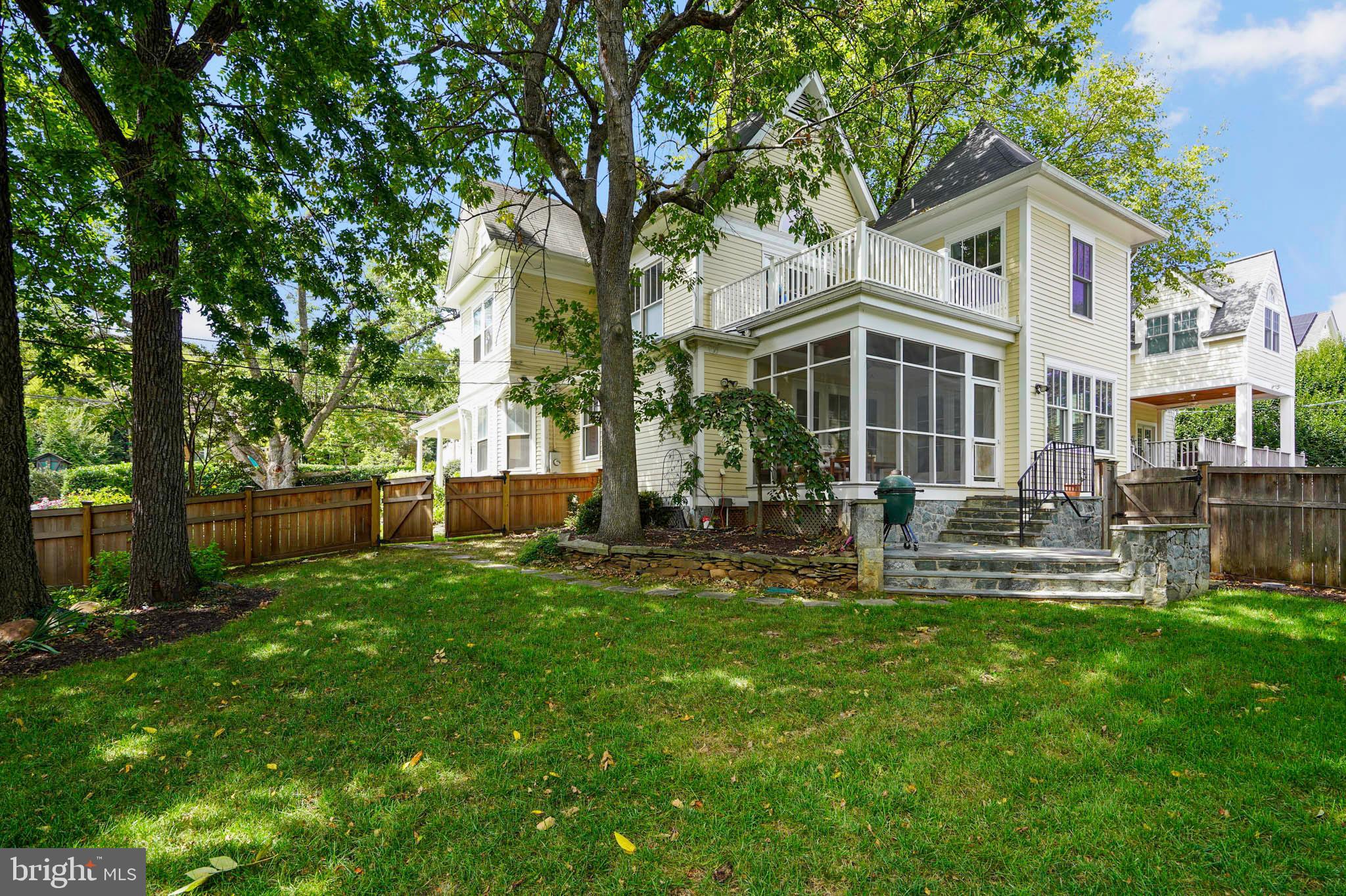 NW ALEXANDRIA - Residential Lease