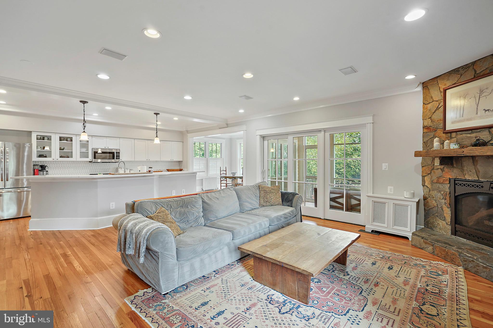 NW ALEXANDRIA - Residential Lease