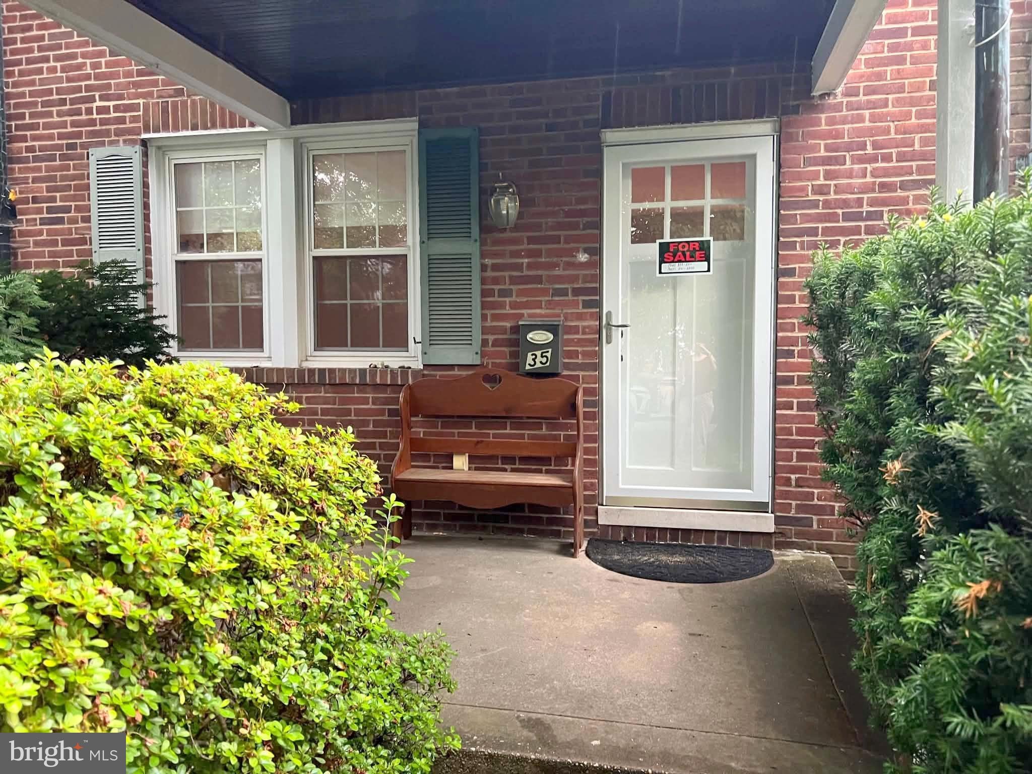 35 MURDOCK ROAD