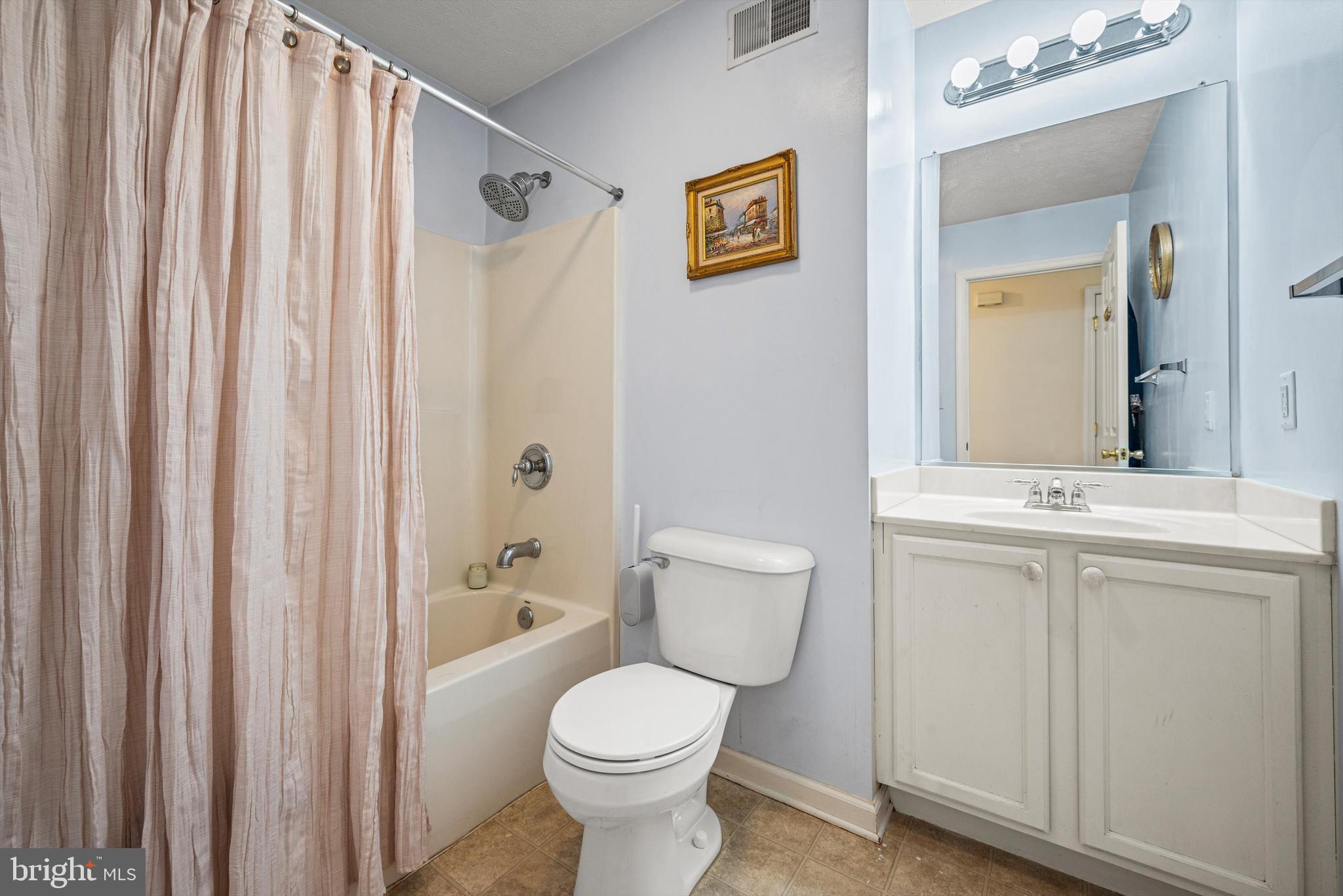 SHAWNEELAND - Residential