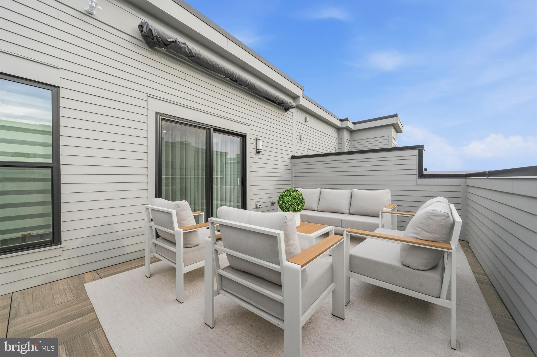 TYSONS RIDGE - Residential