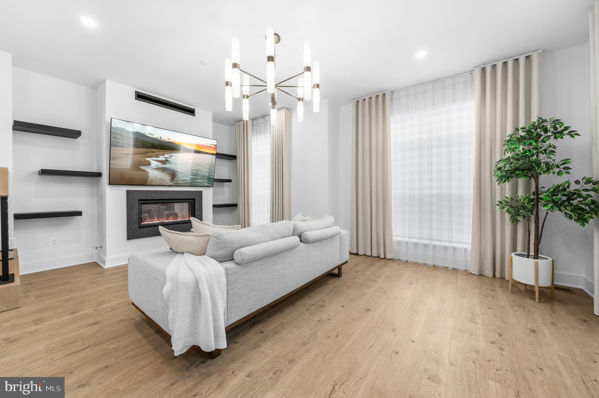 2040 TYSONS RIDGELINE ROAD