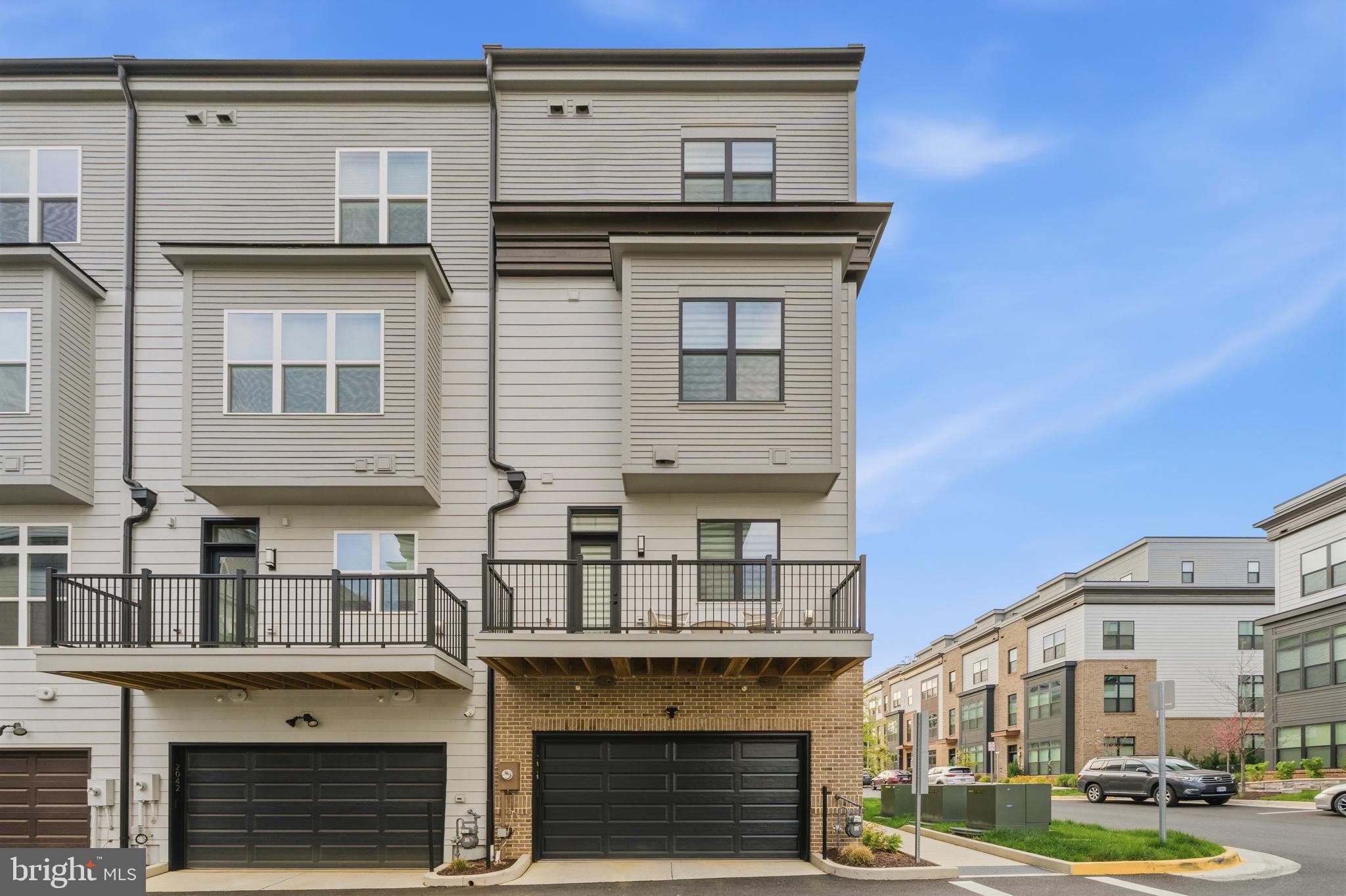 TYSONS RIDGE - Residential