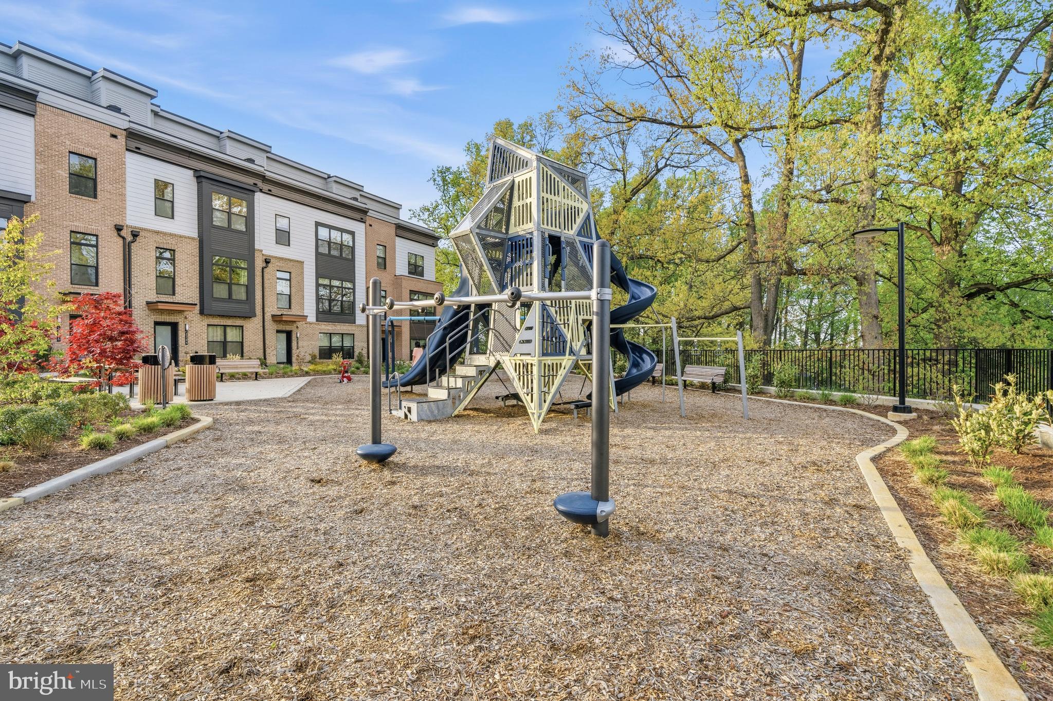 TYSONS RIDGE - Residential