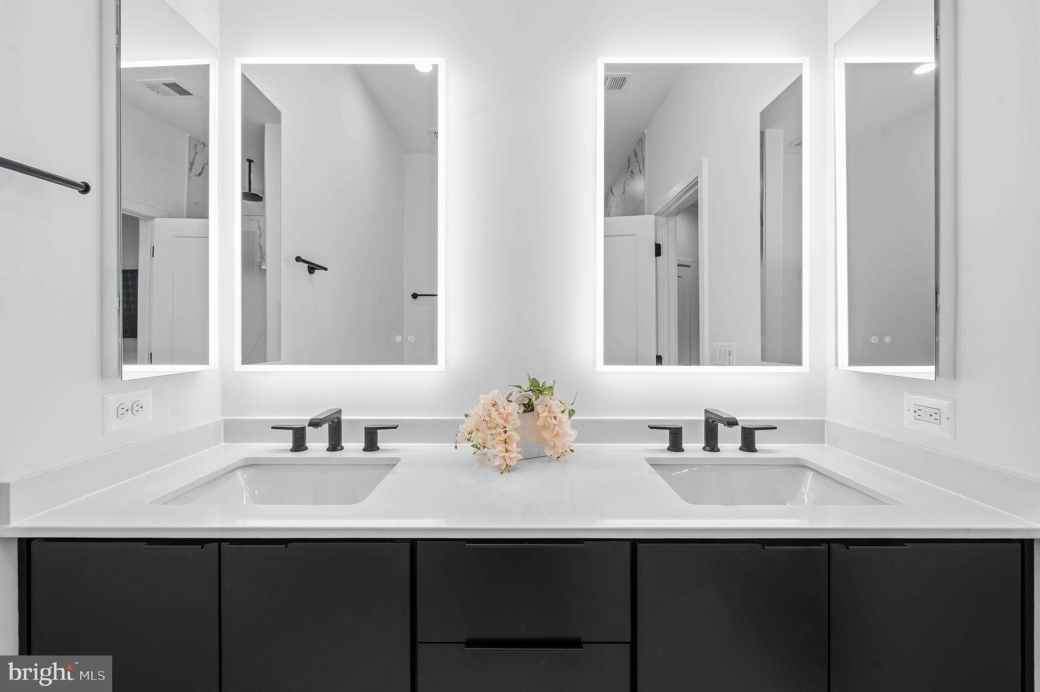 TYSONS RIDGE - Residential