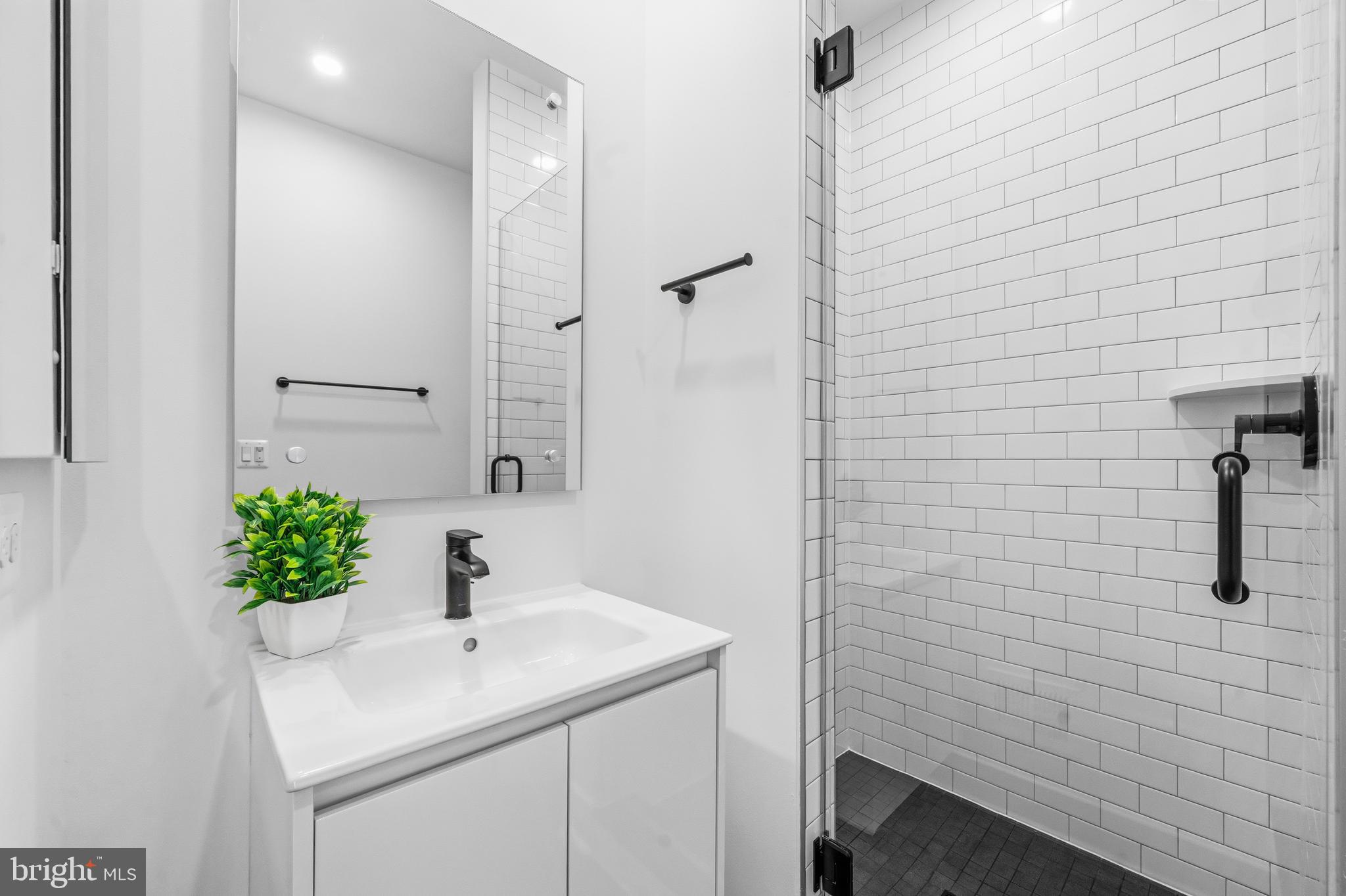 TYSONS RIDGE - Residential