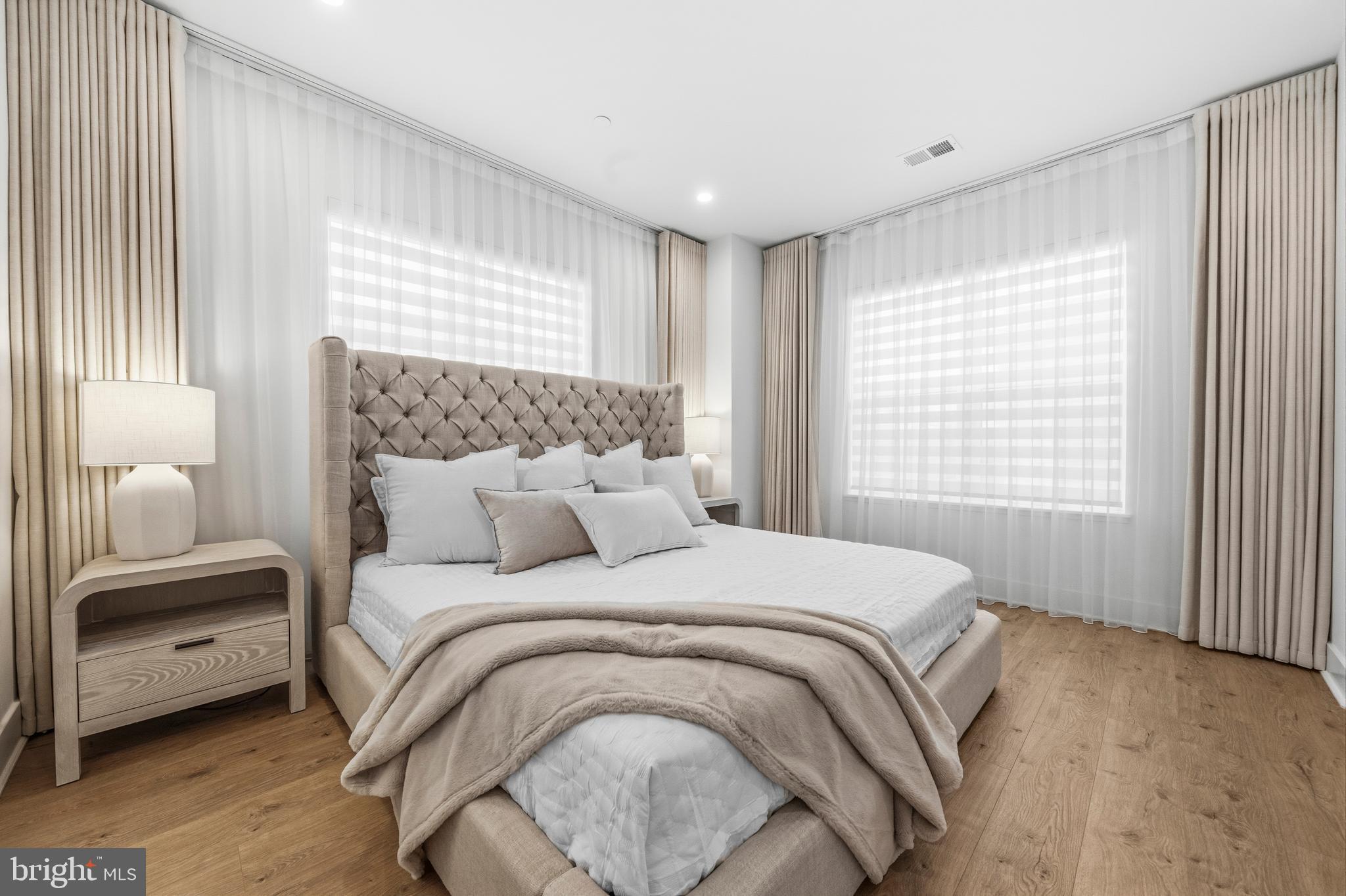 TYSONS RIDGE - Residential