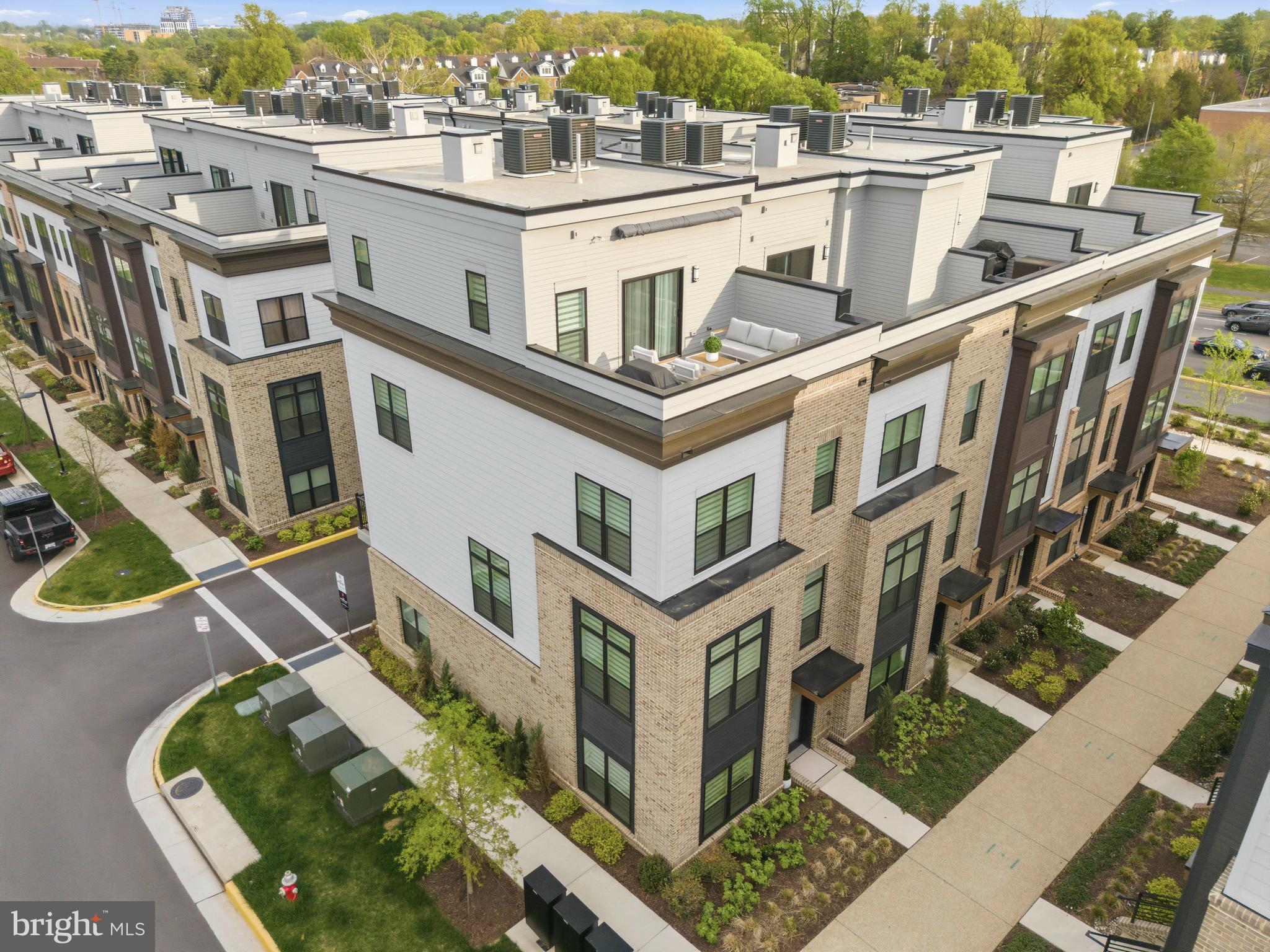 TYSONS RIDGE - Residential