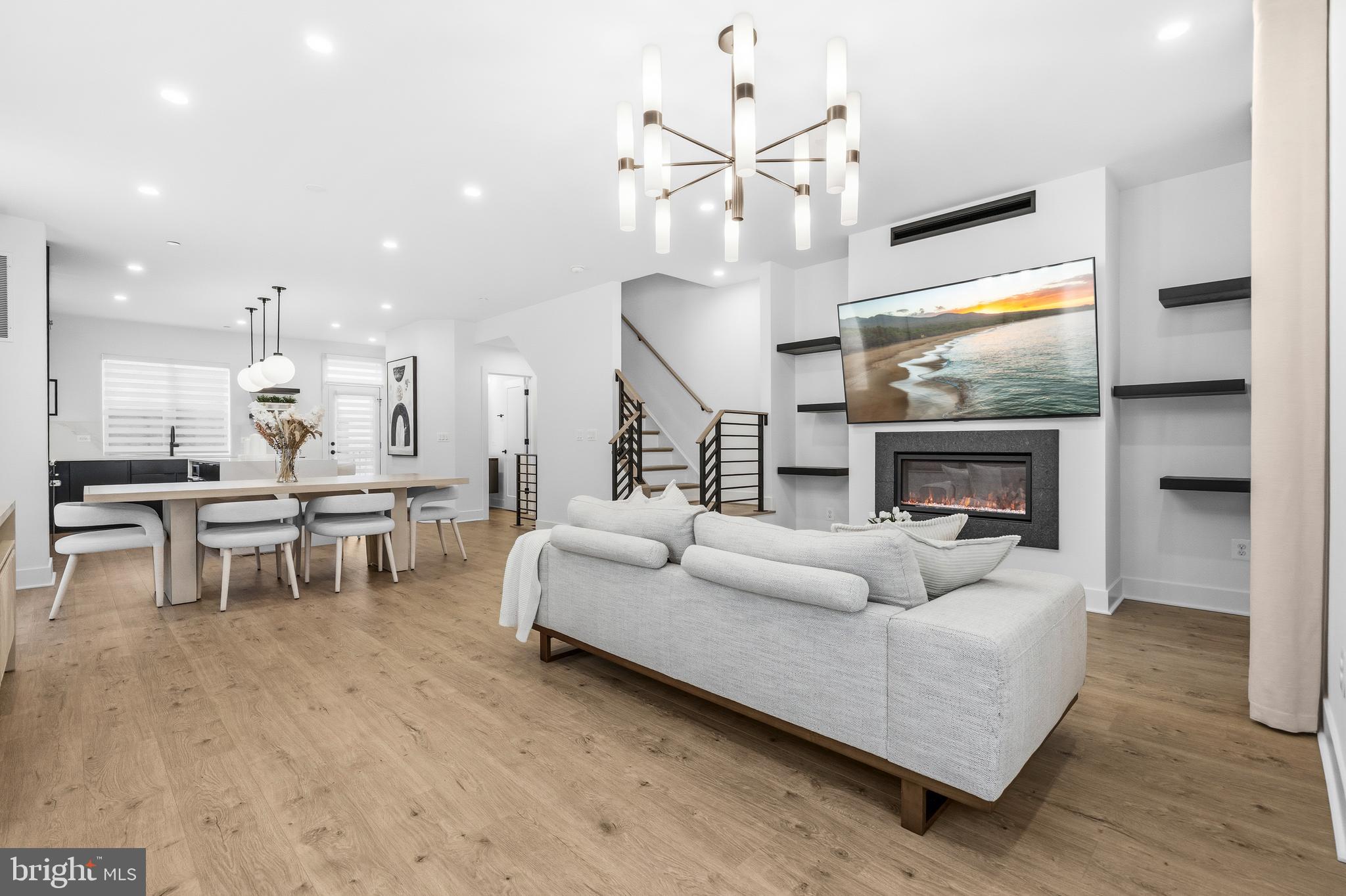 TYSONS RIDGE - Residential