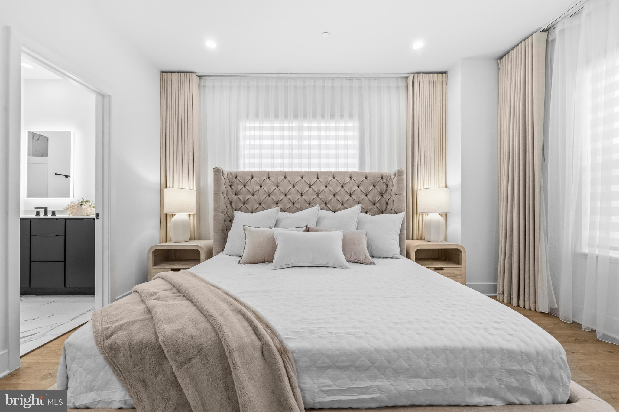 TYSONS RIDGE - Residential