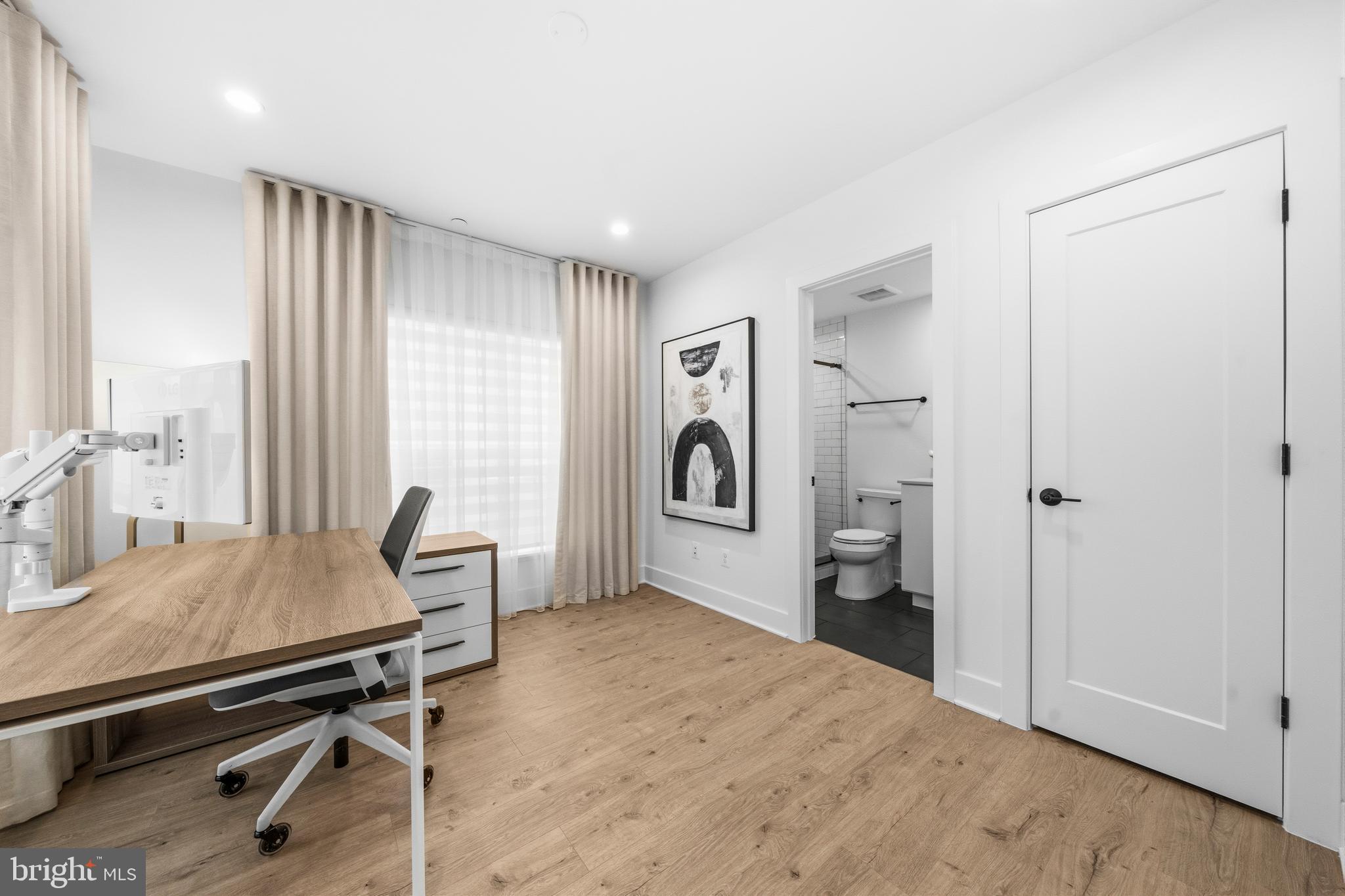 TYSONS RIDGE - Residential