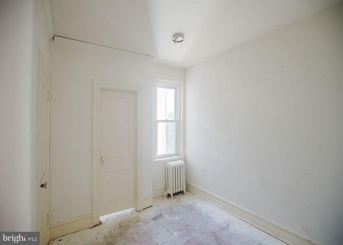 WEST OAK LANE - Residential