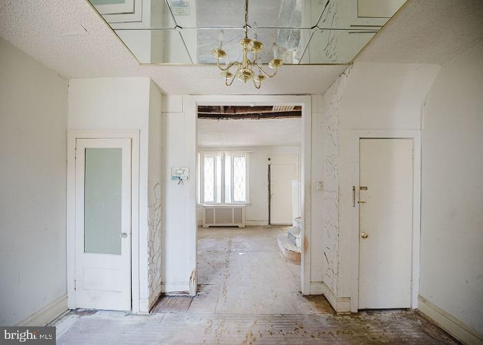 WEST OAK LANE - Residential