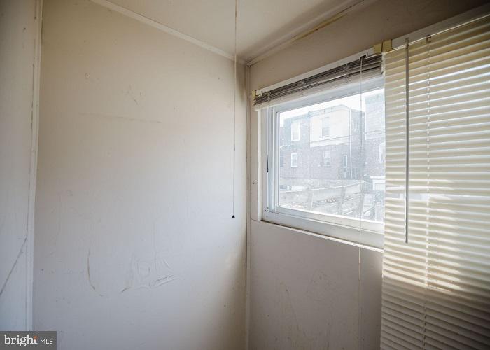 WEST OAK LANE - Residential