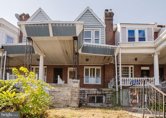 WEST OAK LANE - Residential