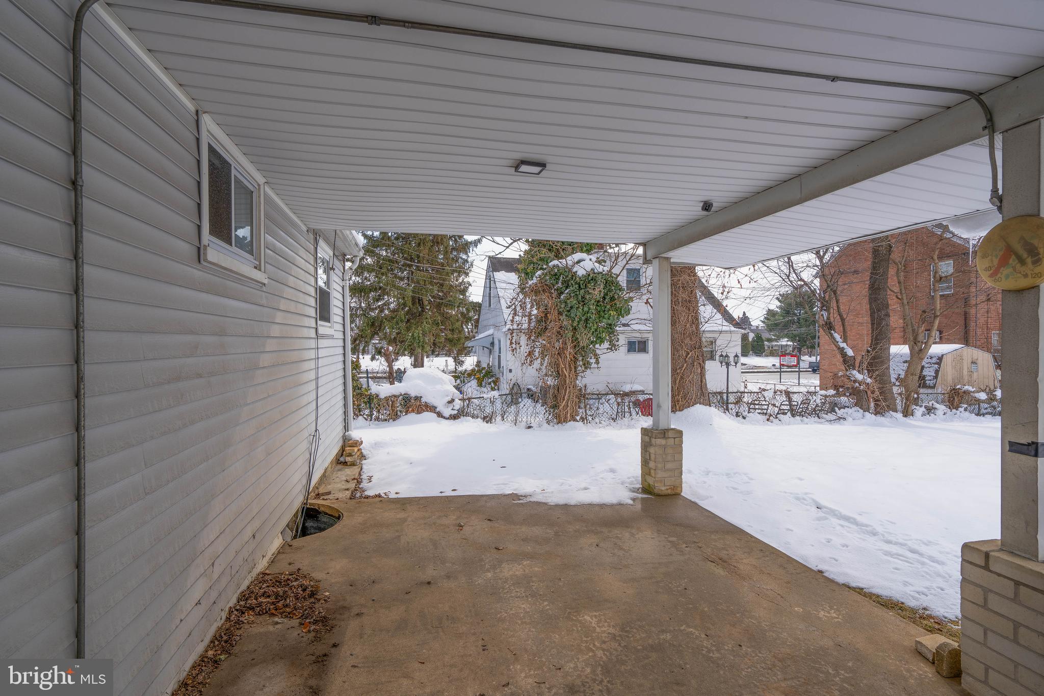 ACADEMY GARDENS - Residential