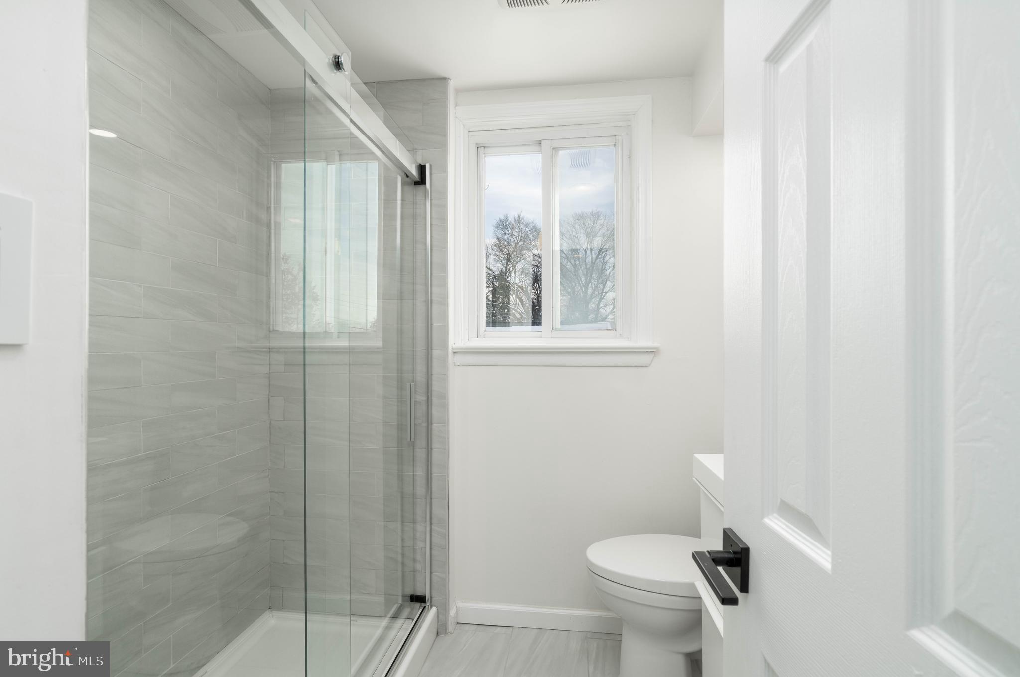 ACADEMY GARDENS - Residential