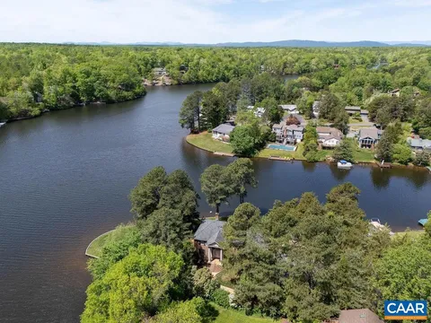 25 Bolling Cir, Palmyra, VA MLS: 663884