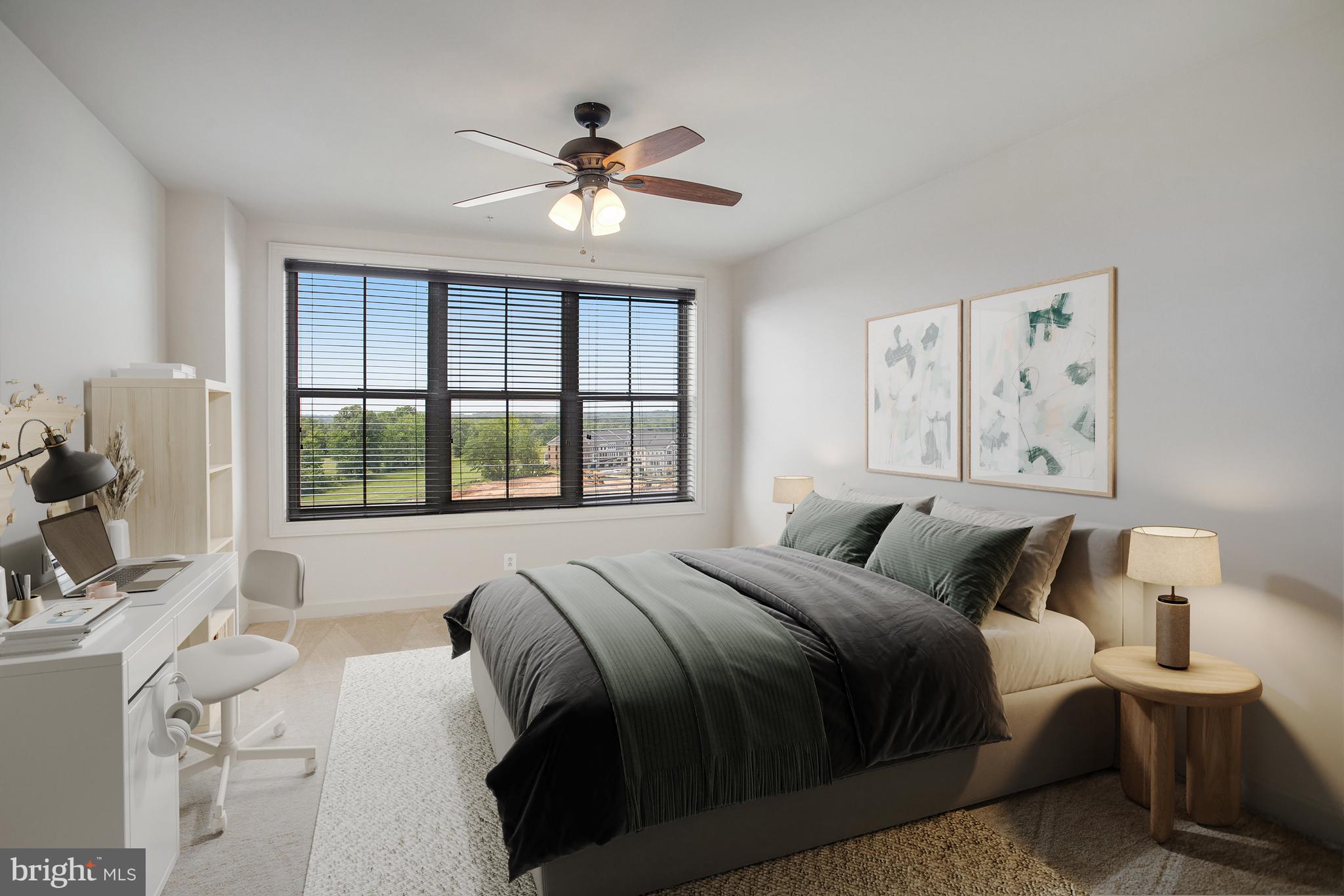 485 HARBOR SIDE STREET 813