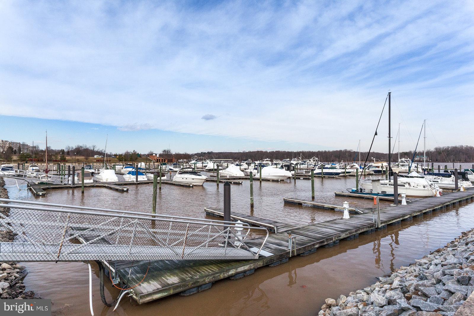 BELMONT BAY - Residential