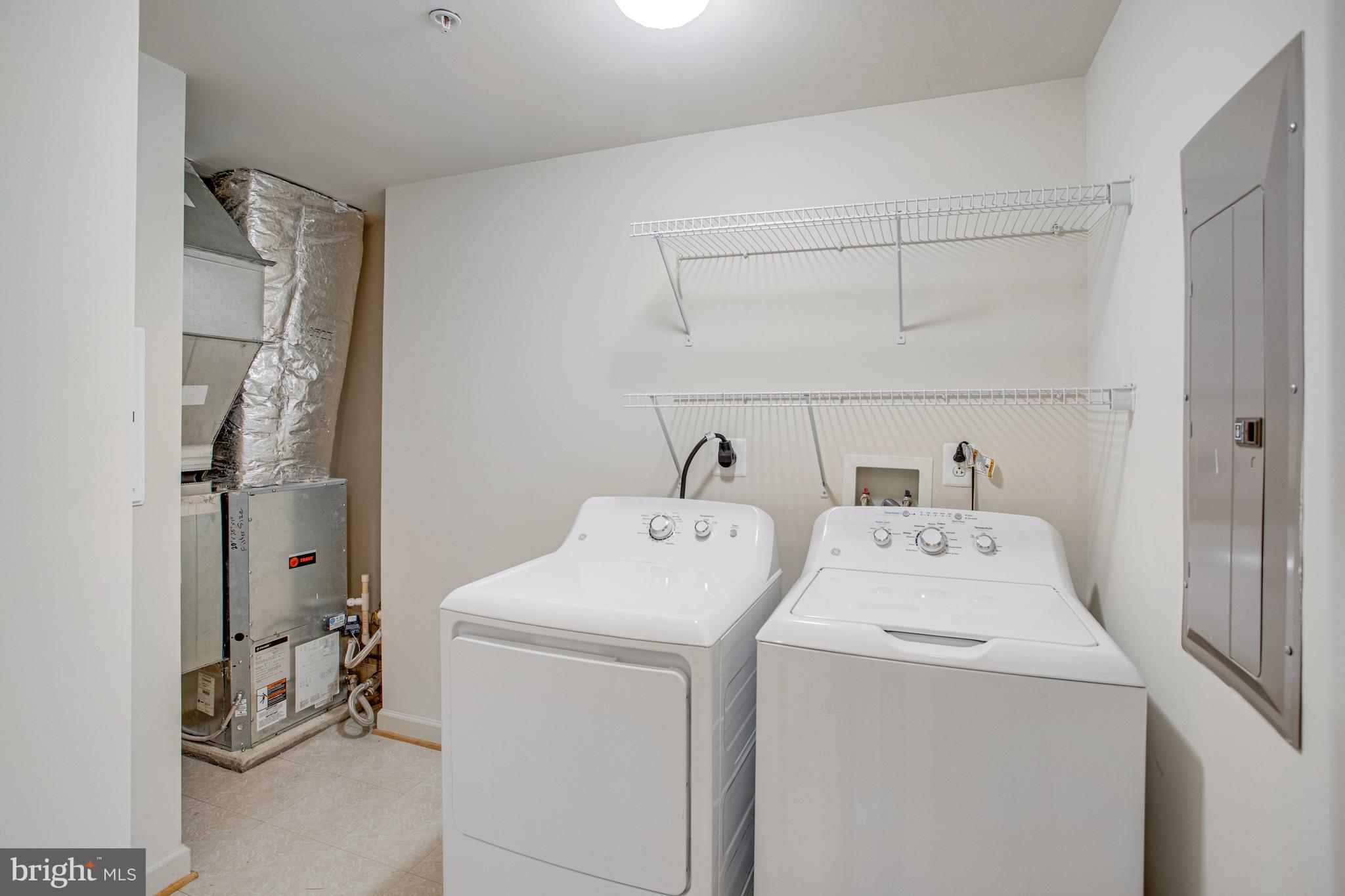 BELMONT BAY - Residential