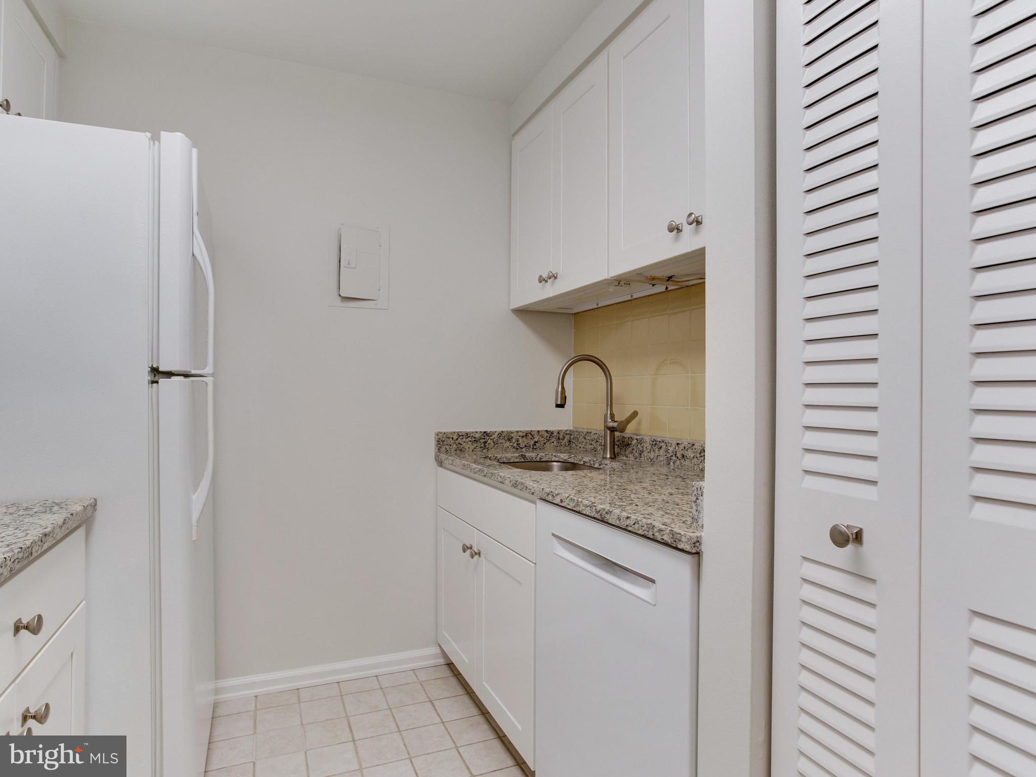 FAIRWINDS ON SEVERN - Residential