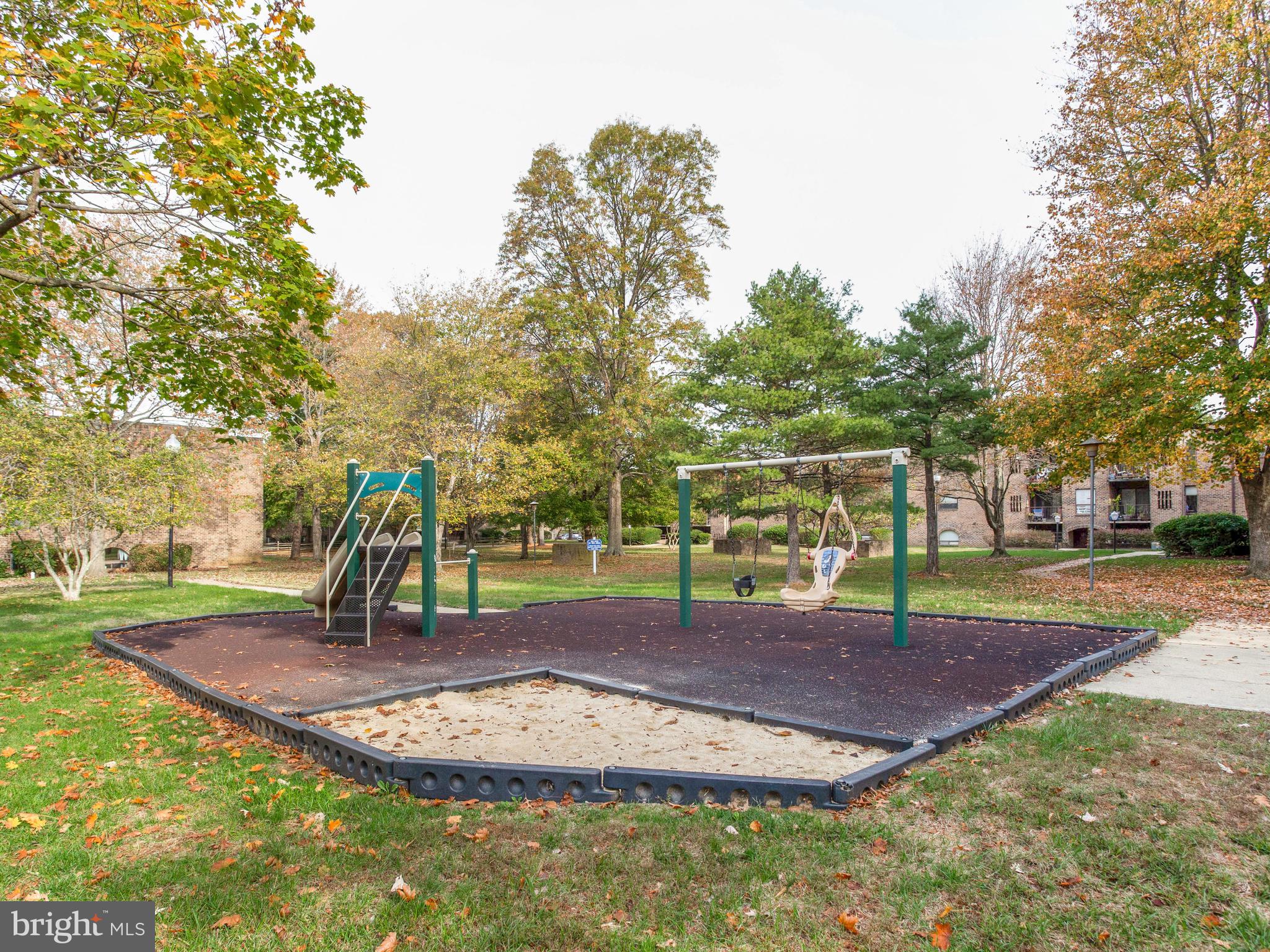 FAIRWINDS ON SEVERN - Residential