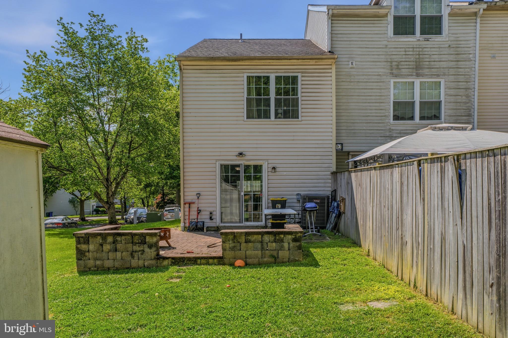 GLENSHIRE TOWNE - Residential
