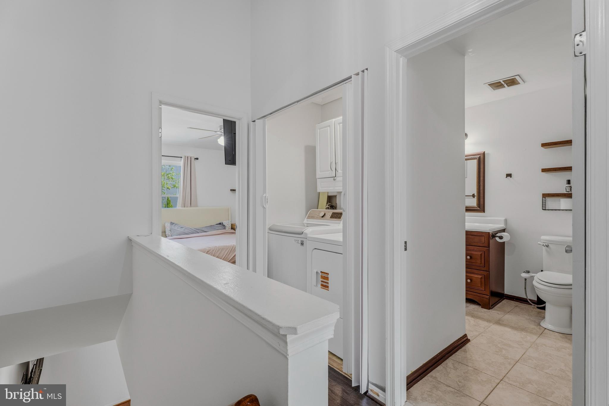 GLENSHIRE TOWNE - Residential