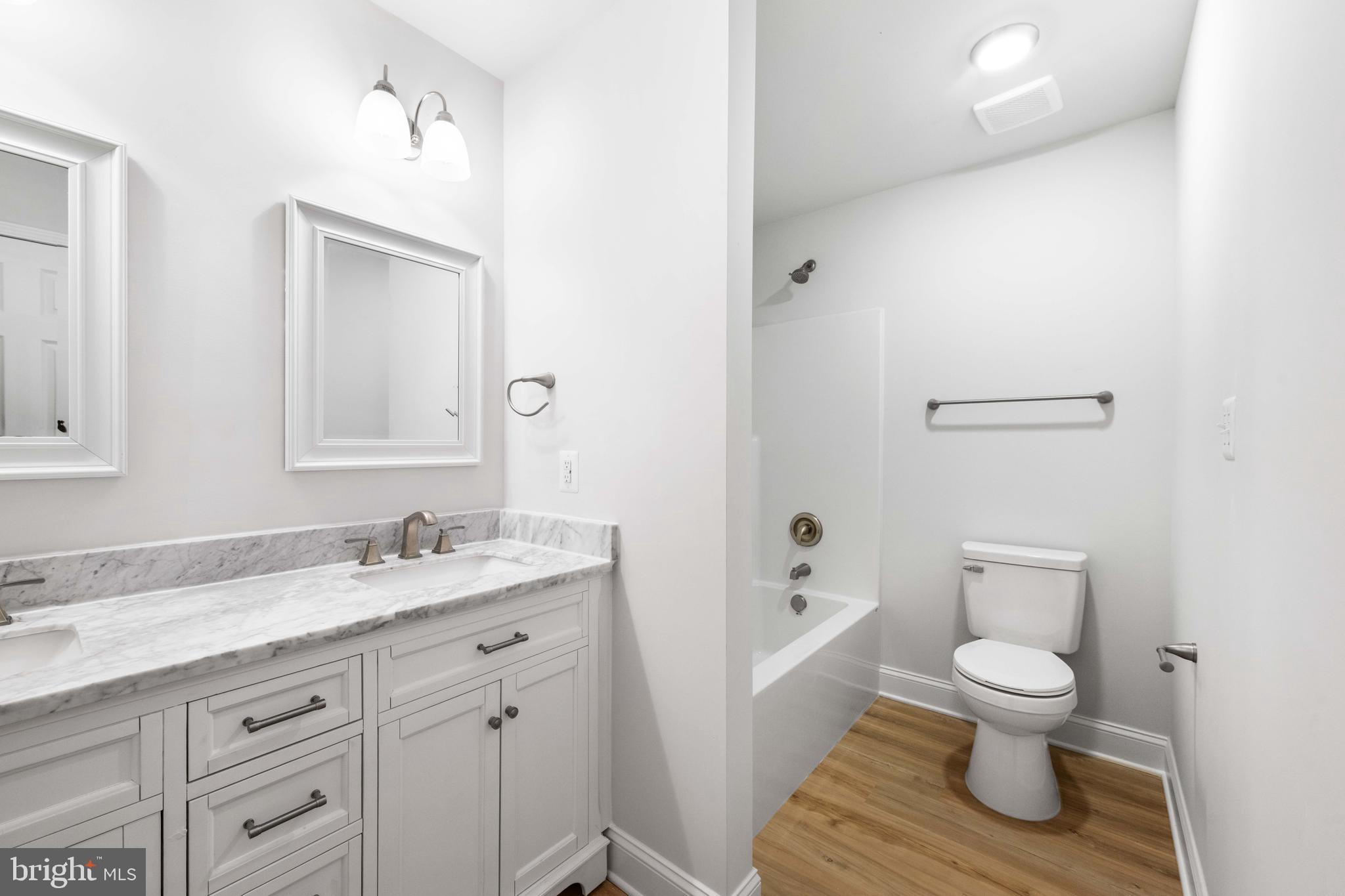 HAGERSTOWN - Residential