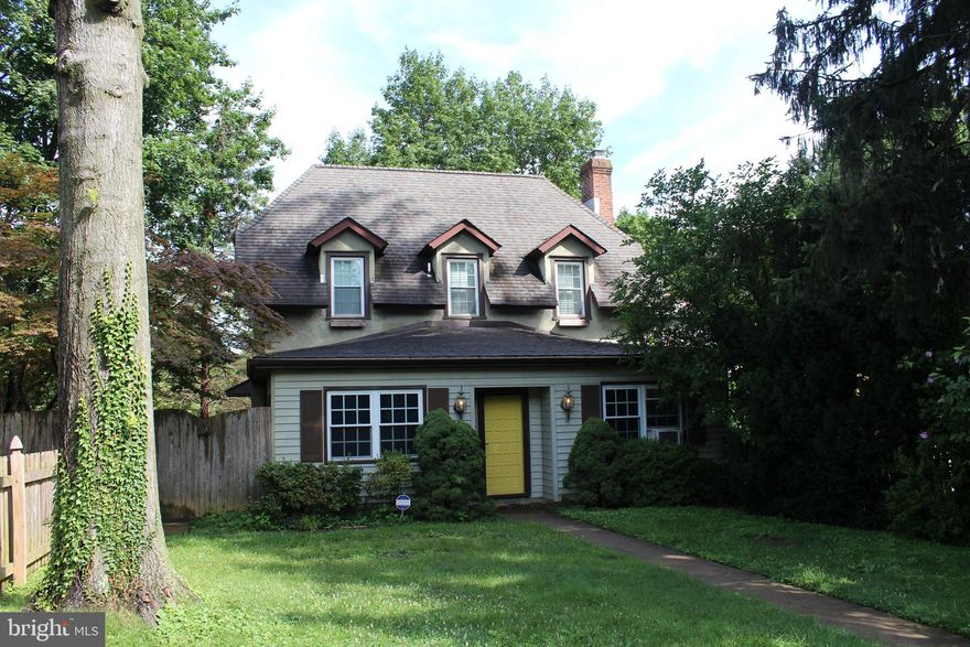 WOW! Not your average rental property. Many recent upgrades are on display in this beautiful 3 bedroom, 1.5 bathroom detached single family home only steps from Septa's Noble Train Station. Open floor plan. Gorgeous kitchen has white wood cabinets with crown molding, granite countertops, recessed lighting, subway tile backsplash, stainless steel appliances and a breakfast bar with pendant lighting. Stunning hardwood floors run throughout the kitchen, dining room and living room. Living room has gas fireplace. HUGE family room provides additional living space and is a great spot to work from home. 1st floor powder room has been tastefully updated with chair rail and shadow box moldings. Upstairs you will find 3 bedrooms with hardwood floors and ceiling fans. Open the pocket door to the full bathroom featuring newer vanity with quartz top, ceramic tile floors and chrome fixtures. Unfinished basement and shed will help alleviate any storage concerns. Fenced in yard is a great place for outdoor living and entertaining. Abington School District! Economical gas heat. LOCATION can't be beat! You can walk to the Noble Train Station! Convenient access to shopping, restaurants and all major highways including 611, 73, 309 and the PA turnpike. This is truly a great place to call home. Washer, dryer and refrigerator are included as well as 5 window A/C units. Landlord prefers no pets but will consider 1 cat or 1 small dog 10lbs or less with an additional $50.00 monthly pet fee! Trash and sewer are included with the rent. Good credit, employment history and minimum monthly income of 3X the monthly rent are required. AVAILABLE 8/10/25. Call today before this one is gone!