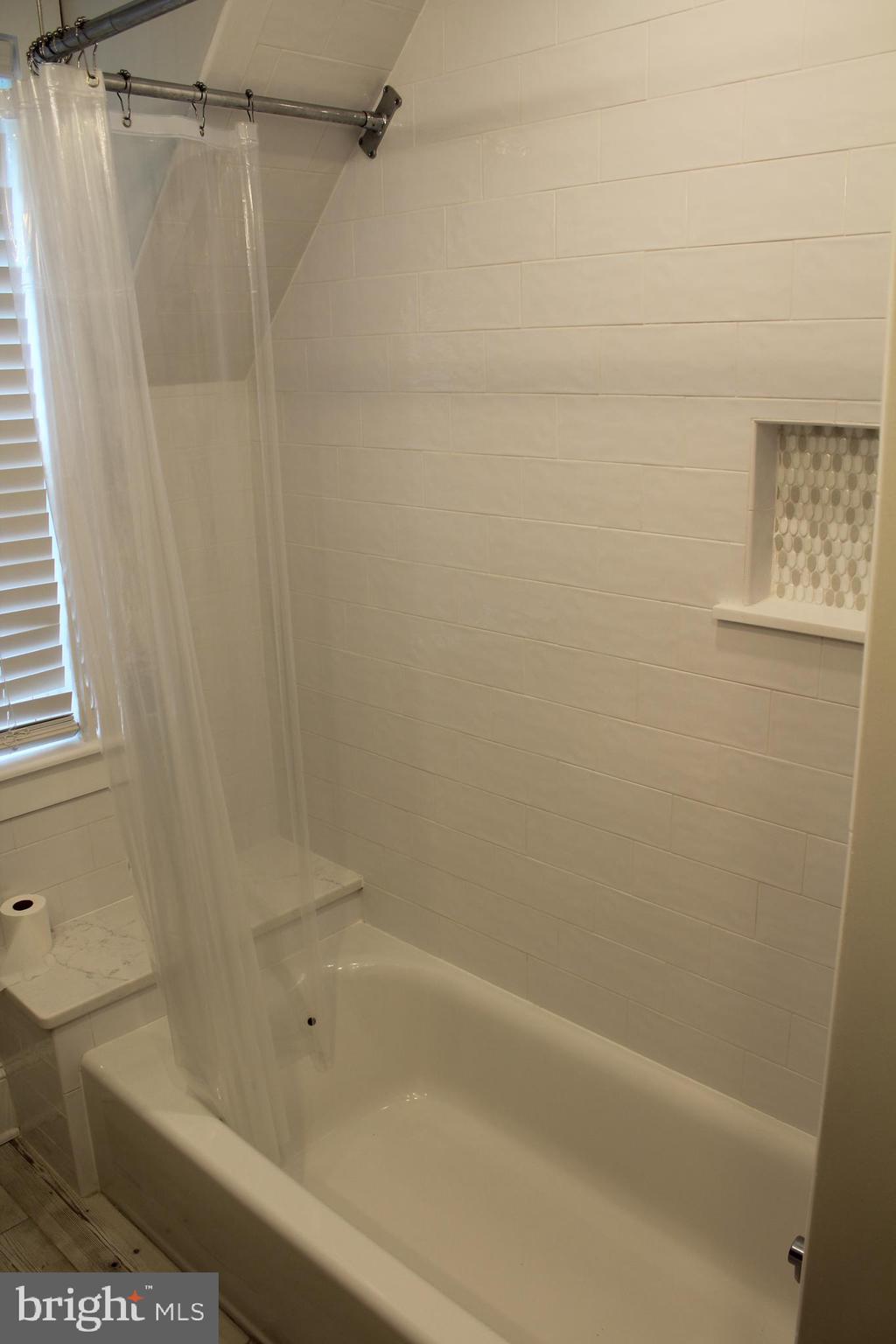 RYDAL - Residential Lease