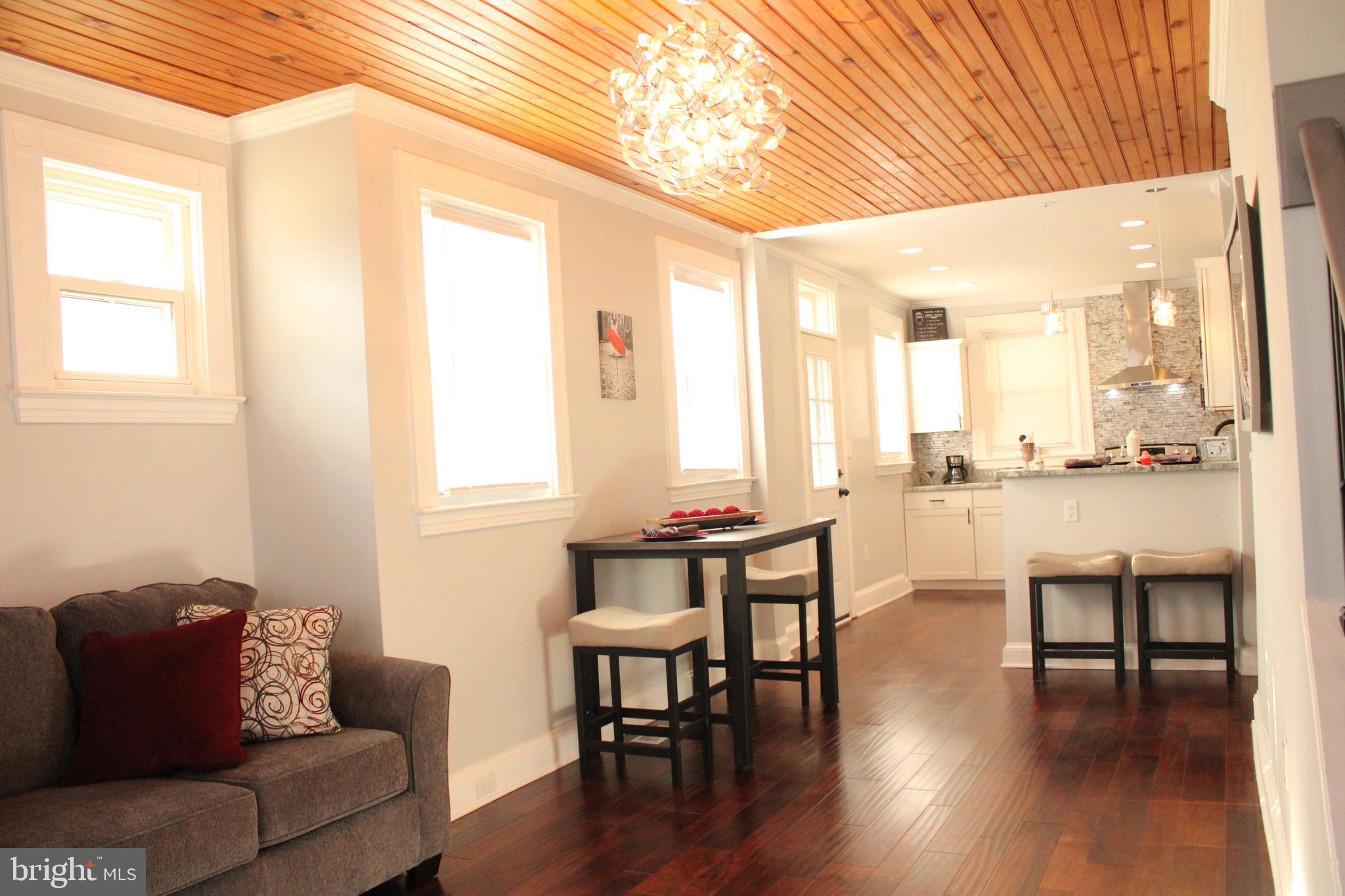 CROSS COUNTRY - Residential